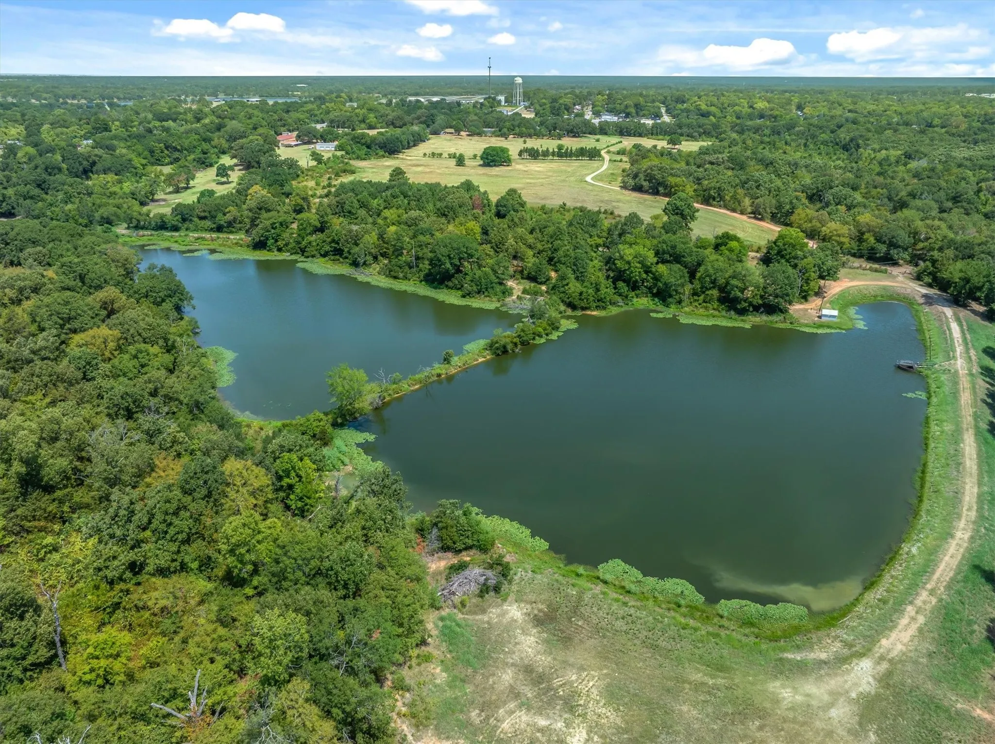 Farm For Sale in Van Zandt County , 8086 FM 17, Grand Saline, Texas 75140, 2 Bedroom, 1 Bathroom, Garage spaces, 920 Sqft, built in 1962, Price $360,000, mls#21358410, Real Estate Agent in Grand Saline, Homes For Sale in Van Zandt county, Homes For Sale in Grand Saline, Realtor in Grand Saline Texas, Real Estate Brokerage Independent Realty Texas, Luminita Cordes Realtor