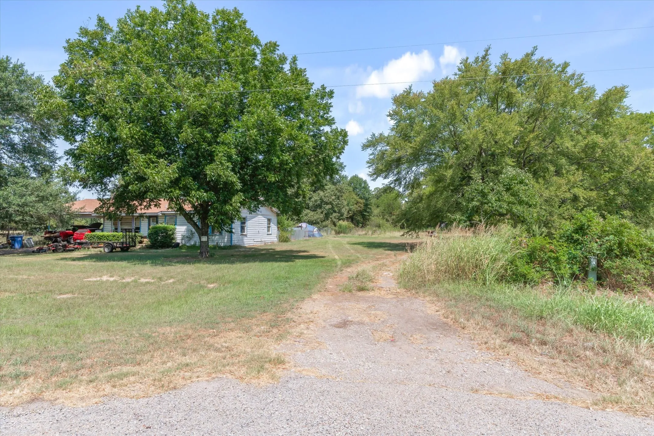Farm For Sale in Van Zandt County , 8086 FM 17, Grand Saline, Texas 75140, 2 Bedroom, 1 Bathroom, Garage spaces, 920 Sqft, built in 1962, Price $360,000, mls#21358410, Real Estate Agent in Grand Saline, Homes For Sale in Van Zandt county, Homes For Sale in Grand Saline, Realtor in Grand Saline Texas, Real Estate Brokerage Independent Realty Texas, Luminita Cordes Realtor