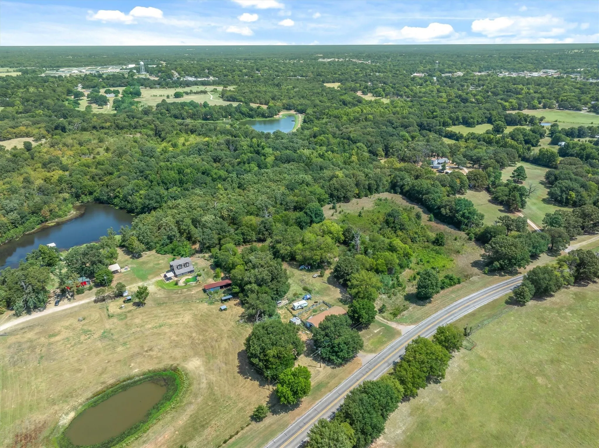 Farm For Sale in Van Zandt County , 8086 FM 17, Grand Saline, Texas 75140, 2 Bedroom, 1 Bathroom, Garage spaces, 920 Sqft, built in 1962, Price $360,000, mls#21358410, Real Estate Agent in Grand Saline, Homes For Sale in Van Zandt county, Homes For Sale in Grand Saline, Realtor in Grand Saline Texas, Real Estate Brokerage Independent Realty Texas, Luminita Cordes Realtor
