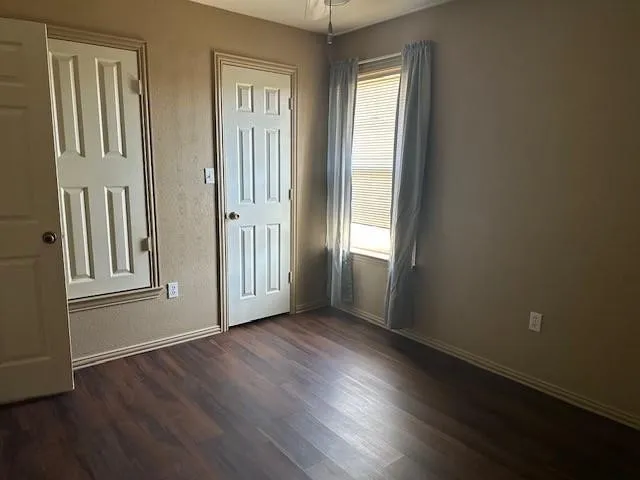Duplex For Rent in Collin County , 103 S Morrow Street B, Blue Ridge, Texas 75424, 2 Bedroom, 1 Bathroom, Garage spaces, 830 Sqft, built in 2004, Price $1,200, mls#21358419, Real Estate Agent in Blue Ridge, Homes For Rent in Collin county, Homes For Rent in Blue Ridge, Realtor in Blue Ridge Texas, Real Estate Brokerage Independent Realty Texas, Luminita Cordes Realtor