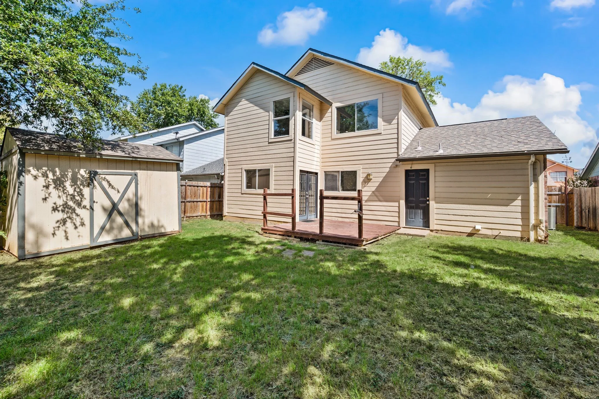 Single Family Residence For Sale in Tarrant County , 4640 Waterway Drive N, Fort Worth, Texas 76137, 4 Bedroom, 2 Bathroom, 1 Garage spaces, 1,807 Sqft, built in 1985, mls#21358424, Real Estate Agent in Fort Worth, Homes For Sale in Tarrant county, Homes For Sale in Fort Worth, Realtor in Fort Worth Texas, Real Estate Brokerage Independent Realty Texas, Luminita Cordes Realtor