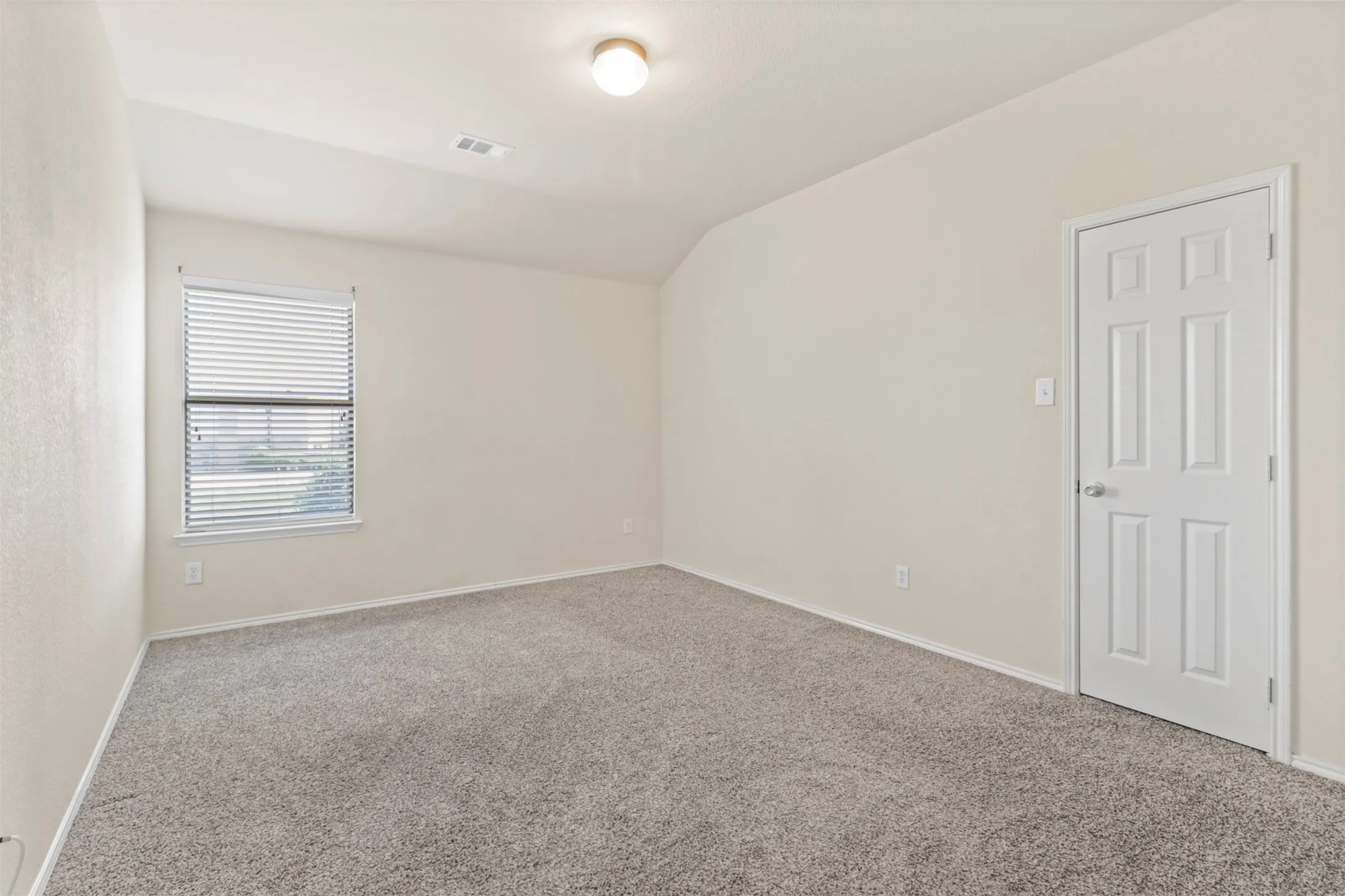 Single Family Residence For Sale in Collin County , 3325 Truman Street, Mc Kinney, Texas 75071, 4 Bedroom, 3 Bathroom, 2 Garage spaces, 2,709 Sqft, built in 2005, mls#21358197, Real Estate Agent in Mc Kinney, Homes For Sale in Collin county, Homes For Sale in Mc Kinney, Realtor in Mc Kinney Texas, Real Estate Brokerage Independent Realty Texas, Luminita Cordes Realtor