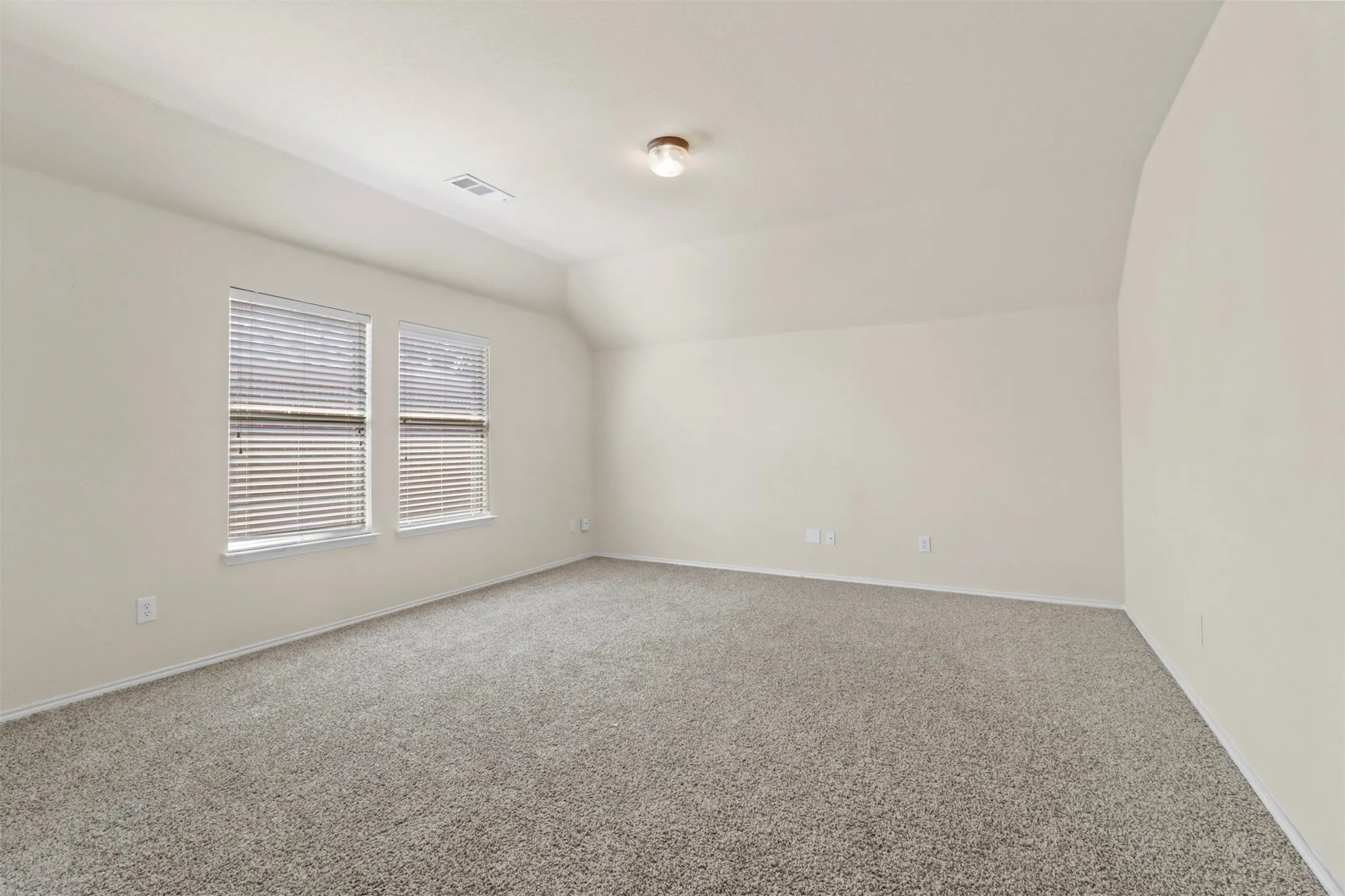 Single Family Residence For Sale in Collin County , 3325 Truman Street, Mc Kinney, Texas 75071, 4 Bedroom, 3 Bathroom, 2 Garage spaces, 2,709 Sqft, built in 2005, mls#21358197, Real Estate Agent in Mc Kinney, Homes For Sale in Collin county, Homes For Sale in Mc Kinney, Realtor in Mc Kinney Texas, Real Estate Brokerage Independent Realty Texas, Luminita Cordes Realtor