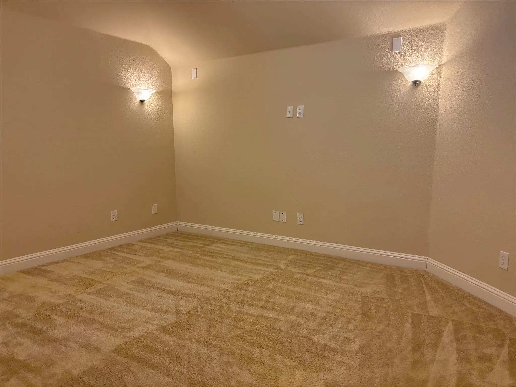Single Family Residence For Rent in Collin County , 6117 Mickelson Way, Mc Kinney, Texas 75070, 4 Bedroom, 4 Bathroom, 2 Garage spaces, 3,367 Sqft, built in 2015, mls#21358436, Real Estate Agent in Mc Kinney, Homes For Rent in Collin county, Homes For Rent in Mc Kinney, Realtor in Mc Kinney Texas, Real Estate Brokerage Independent Realty Texas, Luminita Cordes Realtor