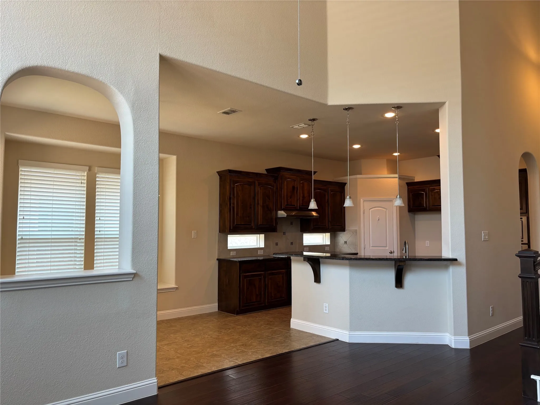 Single Family Residence For Rent in Collin County , 6117 Mickelson Way, Mc Kinney, Texas 75070, 4 Bedroom, 4 Bathroom, 2 Garage spaces, 3,367 Sqft, built in 2015, mls#21358436, Real Estate Agent in Mc Kinney, Homes For Rent in Collin county, Homes For Rent in Mc Kinney, Realtor in Mc Kinney Texas, Real Estate Brokerage Independent Realty Texas, Luminita Cordes Realtor