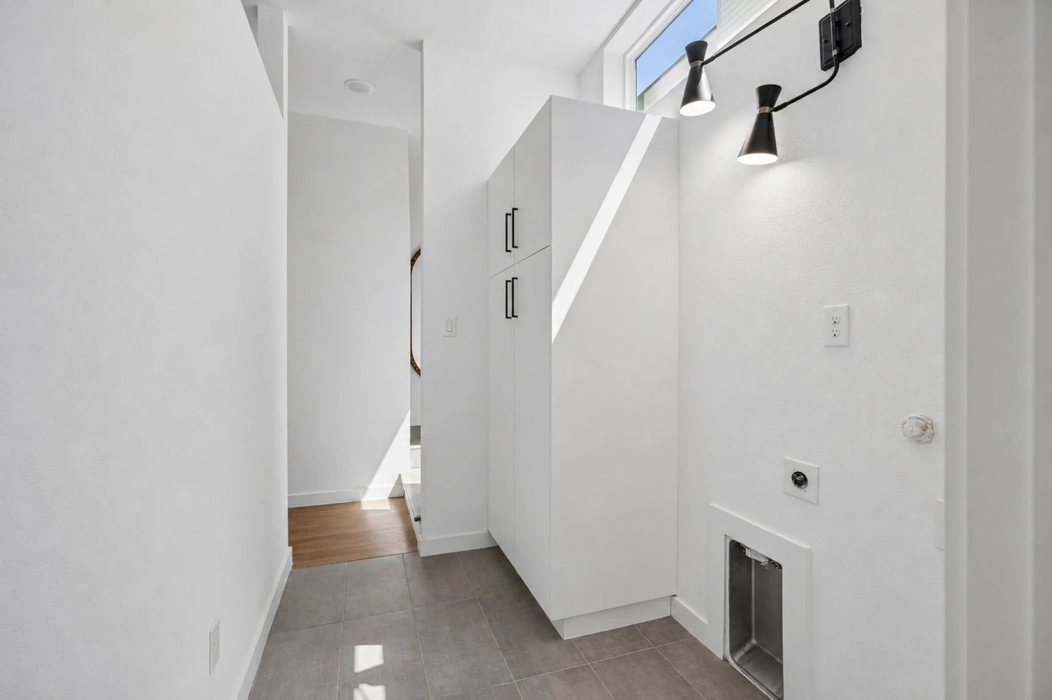Condominium For Sale in Dallas County , 1901 N Carroll Avenue 104, Dallas, Texas 75204, 2 Bedroom, 3 Bathroom, 2 Garage spaces, 1,805 Sqft, built in 2019, mls#21357264, Real Estate Agent in Dallas, Homes For Sale in Dallas county, Homes For Sale in Dallas, Realtor in Dallas Texas, Real Estate Brokerage Independent Realty Texas, Luminita Cordes Realtor