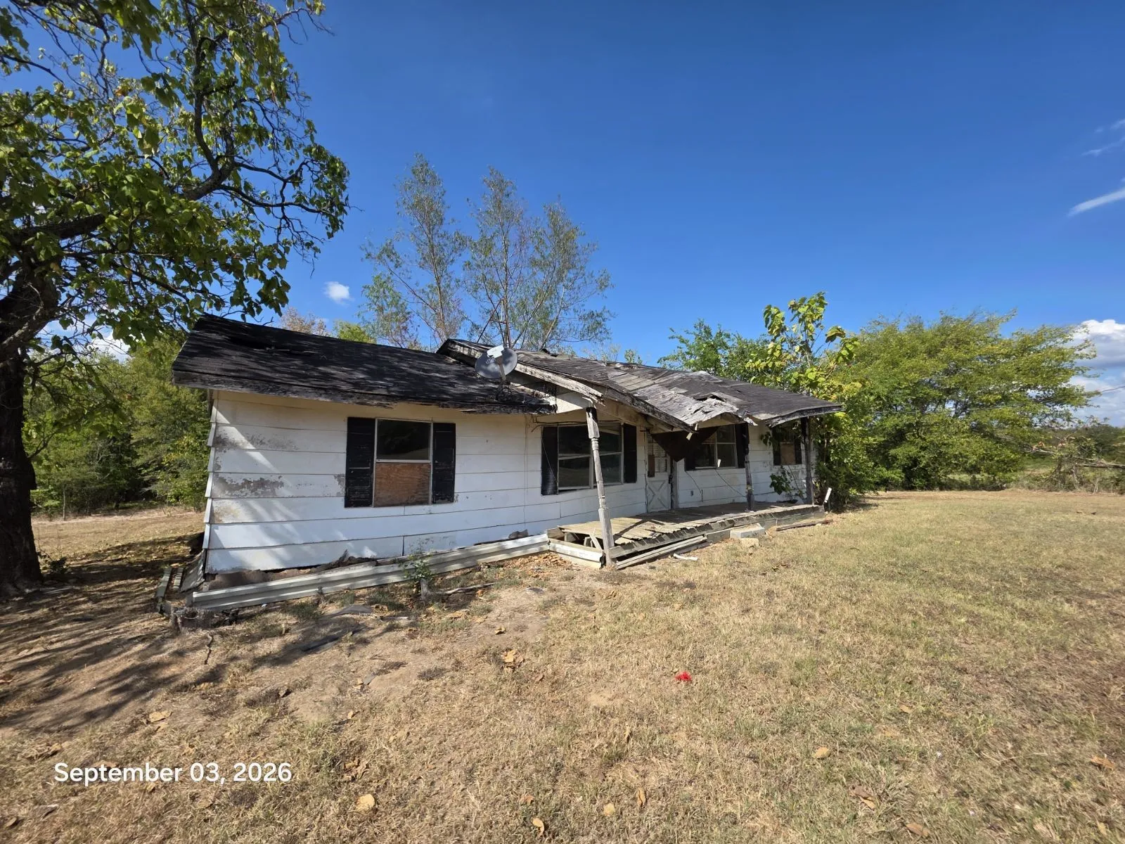 Single Family Residence For Sale in Titus County , 973 CR 1695, Mt Pleasant, Texas 75455, 3 Bedroom, 2 Bathroom, Garage spaces, 1,152 Sqft, built in 1981, mls#21357416, Real Estate Agent in Mt Pleasant, Homes For Sale in Titus county, Homes For Sale in Mt Pleasant, Realtor in Mt Pleasant Texas, Real Estate Brokerage Independent Realty Texas, Luminita Cordes Realtor