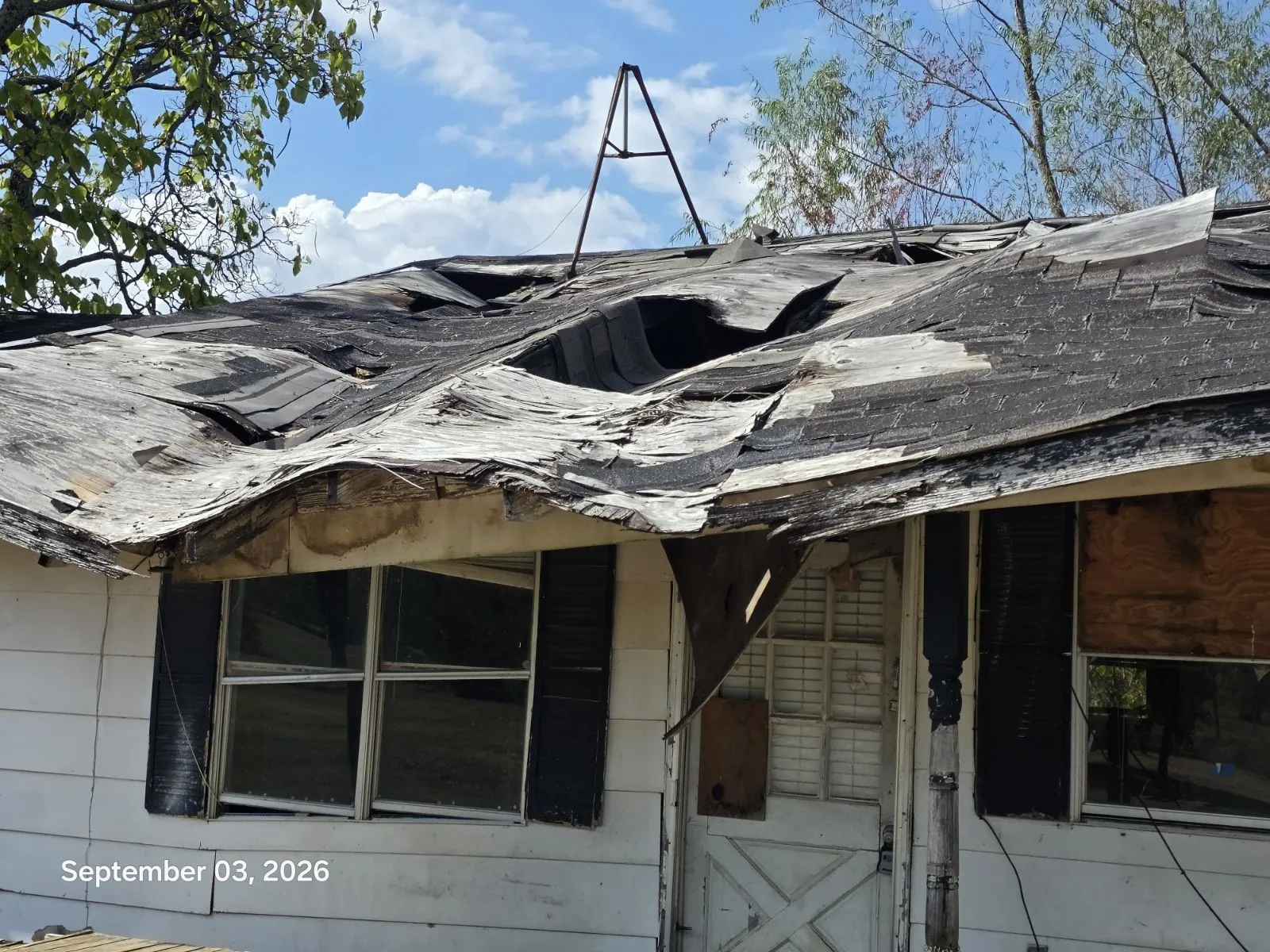 Single Family Residence For Sale in Titus County , 973 CR 1695, Mt Pleasant, Texas 75455, 3 Bedroom, 2 Bathroom, Garage spaces, 1,152 Sqft, built in 1981, mls#21357416, Real Estate Agent in Mt Pleasant, Homes For Sale in Titus county, Homes For Sale in Mt Pleasant, Realtor in Mt Pleasant Texas, Real Estate Brokerage Independent Realty Texas, Luminita Cordes Realtor