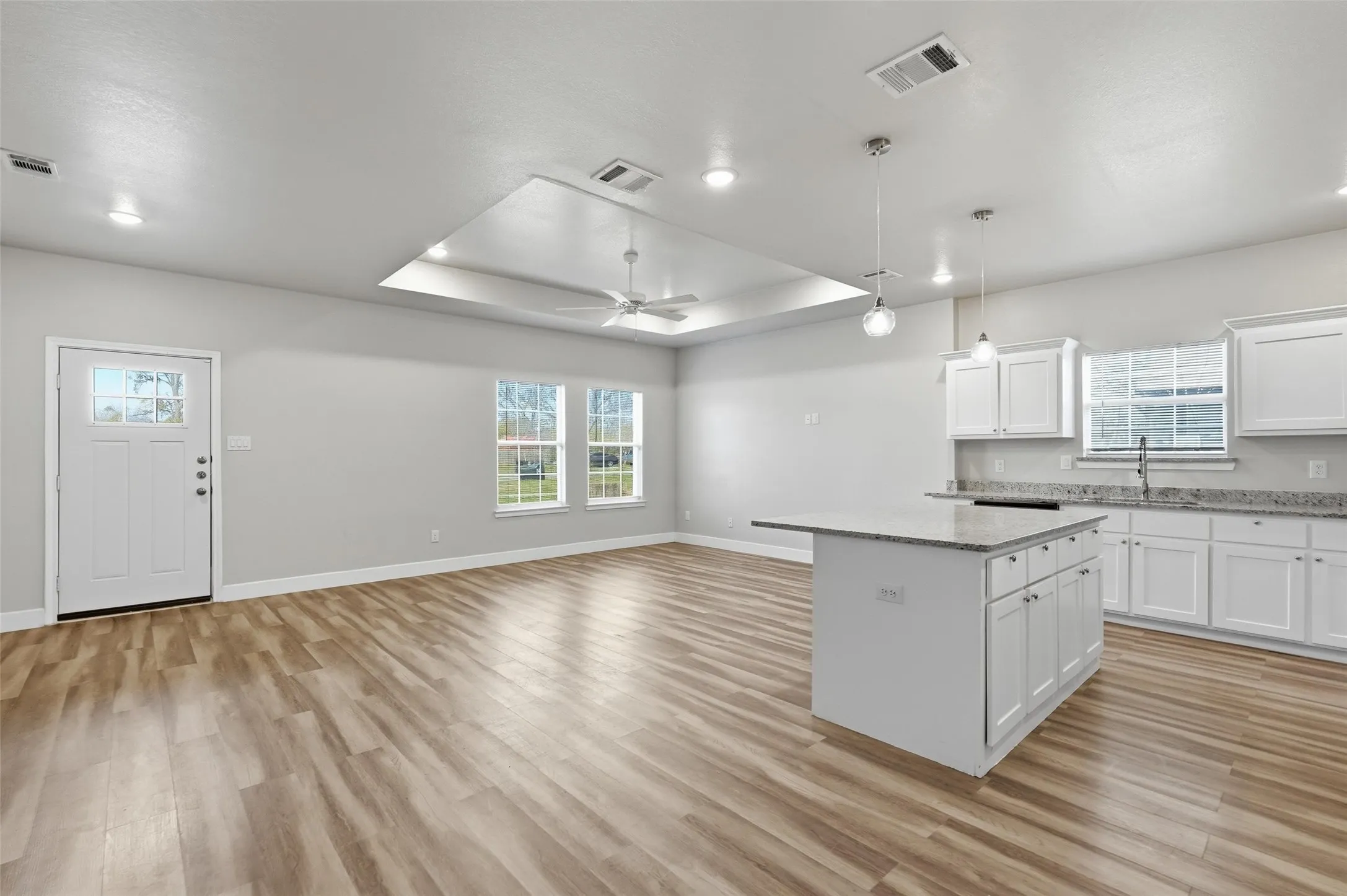 Single Family Residence For Rent in Hunt County , 4215 Oneal Street, Greenville, Texas 75401, 3 Bedroom, 2 Bathroom, 1 Garage spaces, 1,454 Sqft, built in 2021, mls#21358450, Real Estate Agent in Greenville, Homes For Rent in Hunt county, Homes For Rent in Greenville, Realtor in Greenville Texas, Real Estate Brokerage Independent Realty Texas, Luminita Cordes Realtor