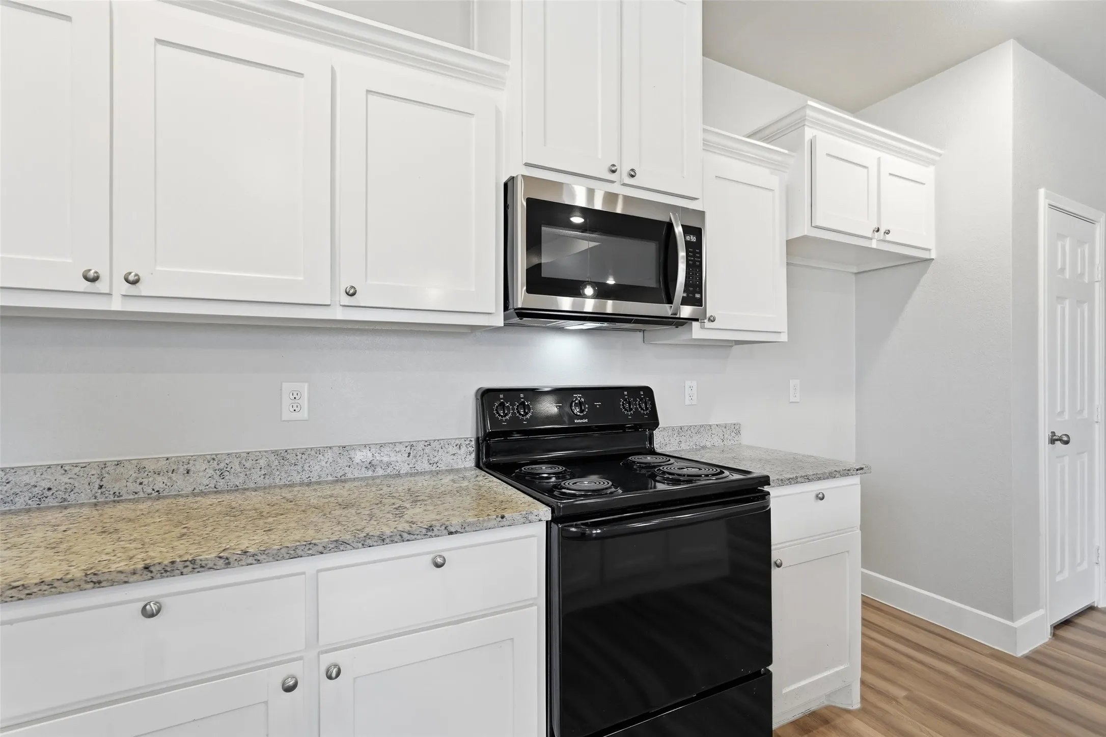 Single Family Residence For Rent in Hunt County , 4215 Oneal Street, Greenville, Texas 75401, 3 Bedroom, 2 Bathroom, 1 Garage spaces, 1,454 Sqft, built in 2021, mls#21358450, Real Estate Agent in Greenville, Homes For Rent in Hunt county, Homes For Rent in Greenville, Realtor in Greenville Texas, Real Estate Brokerage Independent Realty Texas, Luminita Cordes Realtor