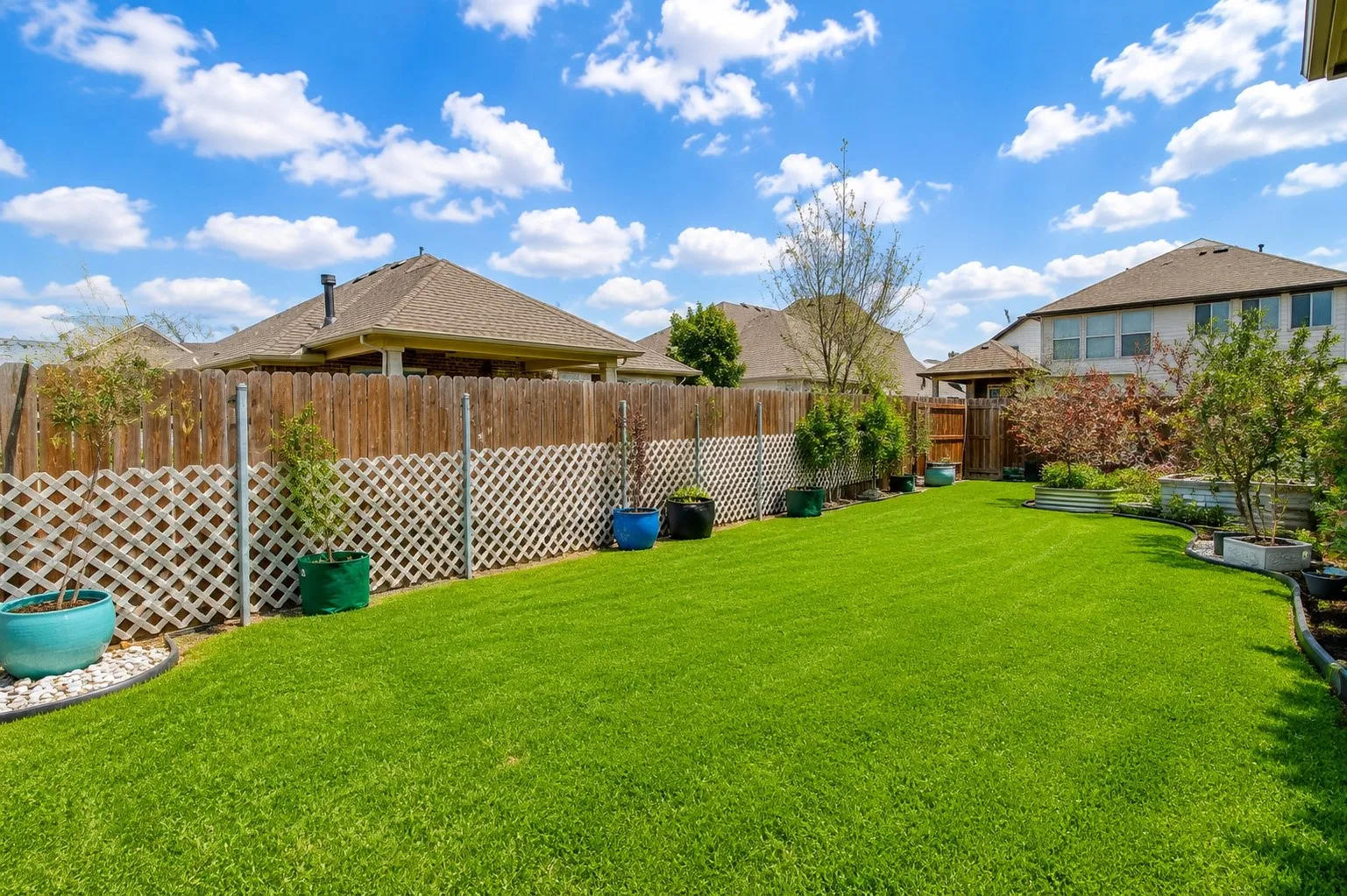 Single Family Residence For Sale in Tarrant County , 7541 Pondview Lane, Fort Worth, Texas 76123, 4 Bedroom, 3 Bathroom, Garage spaces, 2,927 Sqft, built in 2018, mls#21358434, Real Estate Agent in Fort Worth, Homes For Sale in Tarrant county, Homes For Sale in Fort Worth, Realtor in Fort Worth Texas, Real Estate Brokerage Independent Realty Texas, Luminita Cordes Realtor