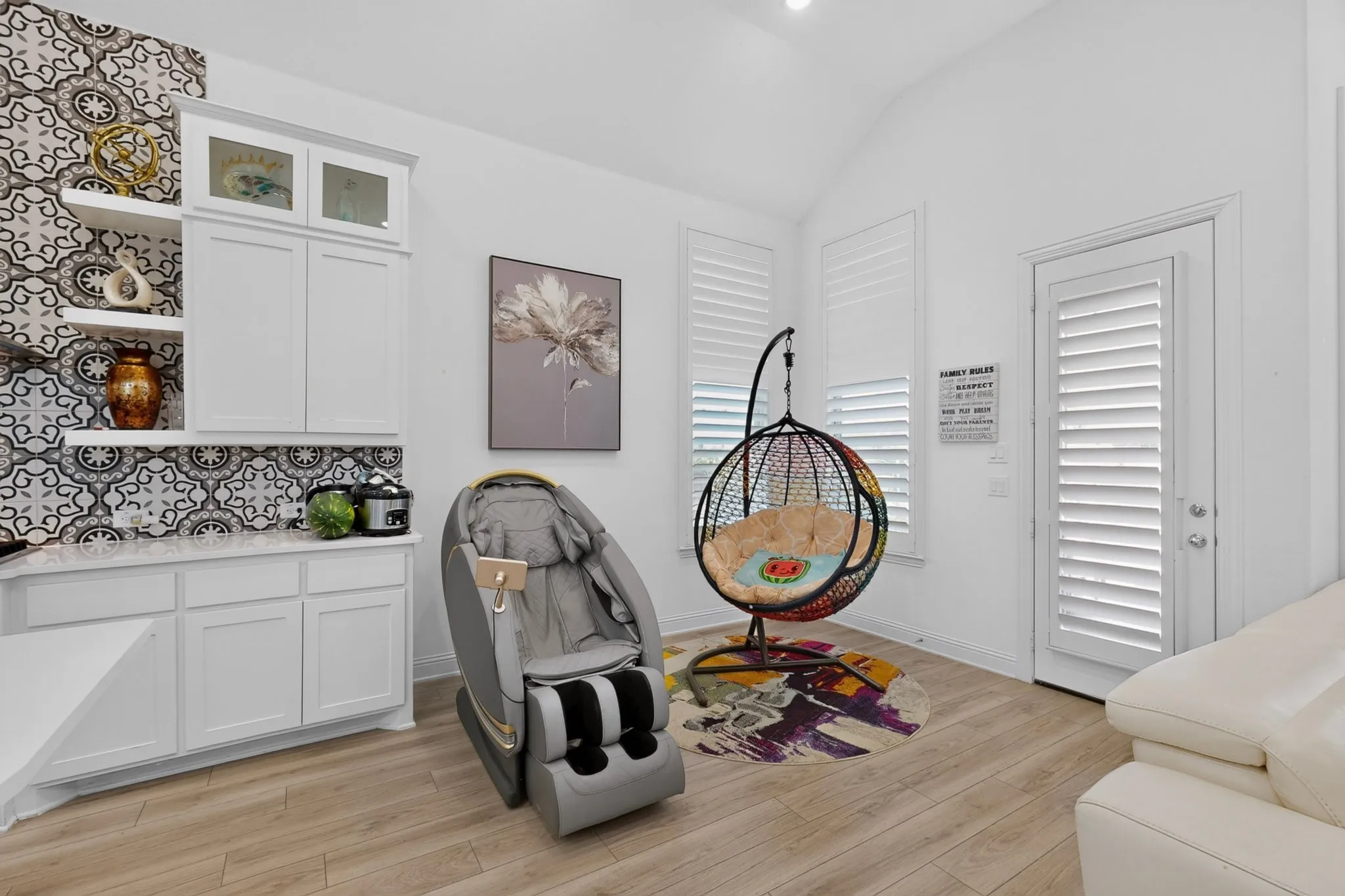 Single Family Residence For Sale in Tarrant County , 7541 Pondview Lane, Fort Worth, Texas 76123, 4 Bedroom, 3 Bathroom, Garage spaces, 2,927 Sqft, built in 2018, mls#21358434, Real Estate Agent in Fort Worth, Homes For Sale in Tarrant county, Homes For Sale in Fort Worth, Realtor in Fort Worth Texas, Real Estate Brokerage Independent Realty Texas, Luminita Cordes Realtor