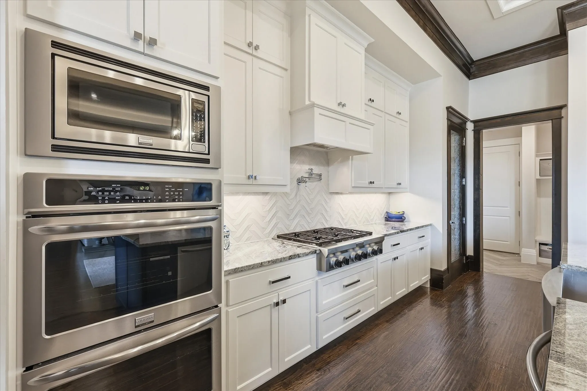 Single Family Residence For Sale in Denton County , 3249 Glenmore Avenue, Northlake, Texas 76247, 4 Bedroom, 3 Bathroom, 3 Garage spaces, 3,515 Sqft, built in 2018, mls#21355844, Real Estate Agent in Northlake, Homes For Sale in Denton county, Homes For Sale in Northlake, Realtor in Northlake Texas, Real Estate Brokerage Independent Realty Texas, Luminita Cordes Realtor