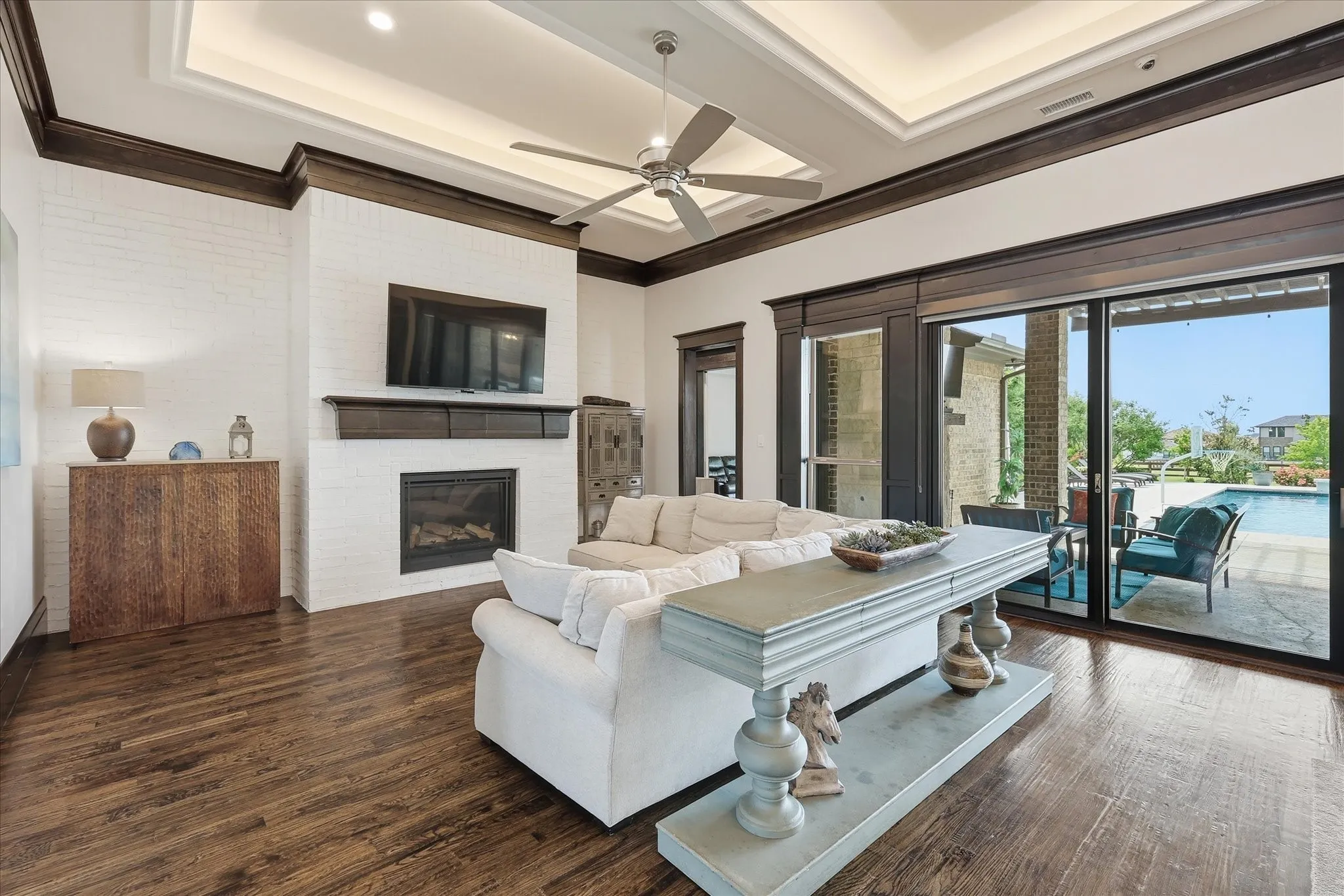Single Family Residence For Sale in Denton County , 3249 Glenmore Avenue, Northlake, Texas 76247, 4 Bedroom, 3 Bathroom, 3 Garage spaces, 3,515 Sqft, built in 2018, mls#21355844, Real Estate Agent in Northlake, Homes For Sale in Denton county, Homes For Sale in Northlake, Realtor in Northlake Texas, Real Estate Brokerage Independent Realty Texas, Luminita Cordes Realtor