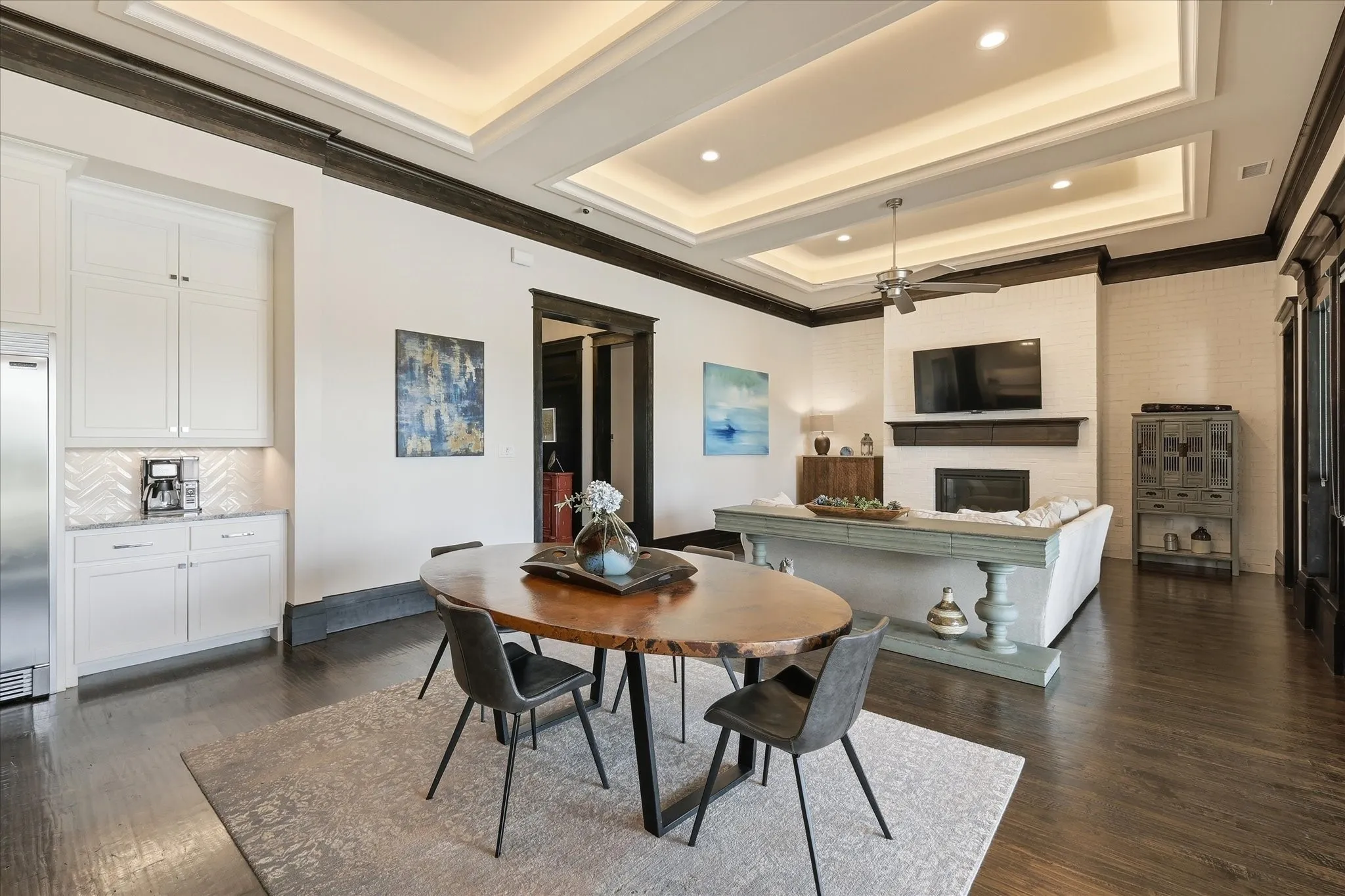 Single Family Residence For Sale in Denton County , 3249 Glenmore Avenue, Northlake, Texas 76247, 4 Bedroom, 3 Bathroom, 3 Garage spaces, 3,515 Sqft, built in 2018, mls#21355844, Real Estate Agent in Northlake, Homes For Sale in Denton county, Homes For Sale in Northlake, Realtor in Northlake Texas, Real Estate Brokerage Independent Realty Texas, Luminita Cordes Realtor