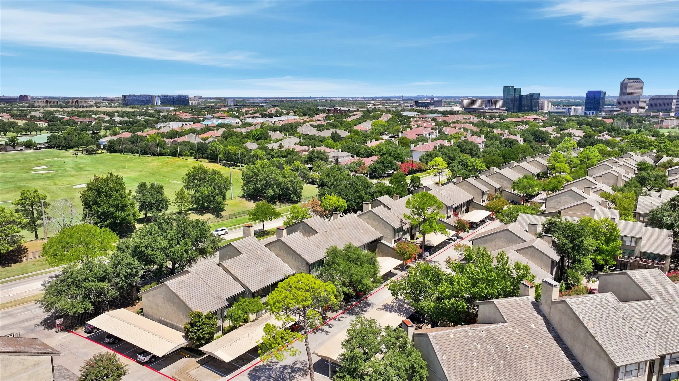 Condominium For Sale in Dallas County , 4551 N O CONNOR Road 1267, Irving, Texas 75062, 3 Bedroom, 3 Bathroom, 2 Garage spaces, 1,402 Sqft, built in 1975, mls#21356519, Real Estate Agent in Irving, Homes For Sale in Dallas county, Homes For Sale in Irving, Realtor in Irving Texas, Real Estate Brokerage Independent Realty Texas, Luminita Cordes Realtor