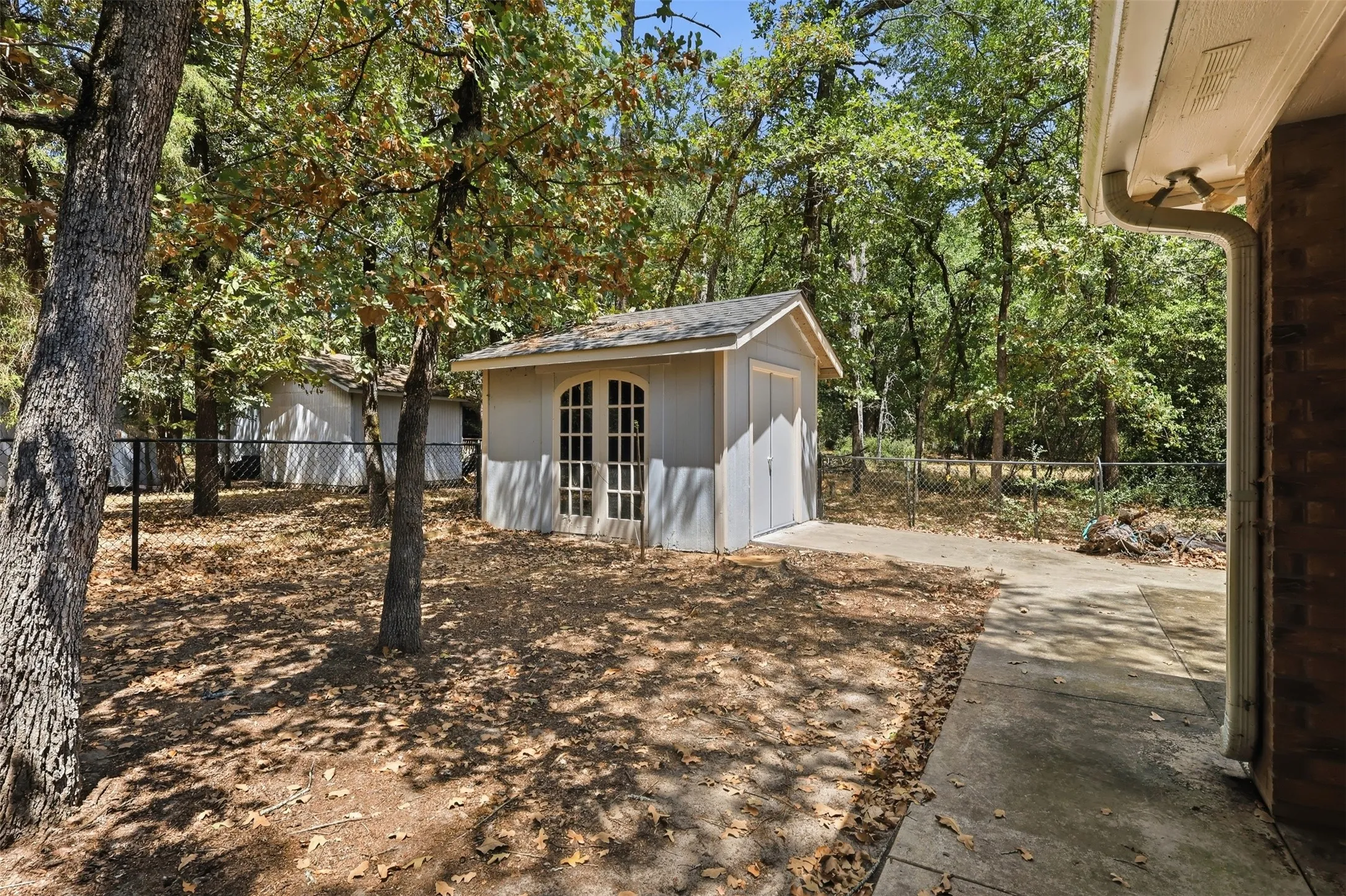 11X10 shed