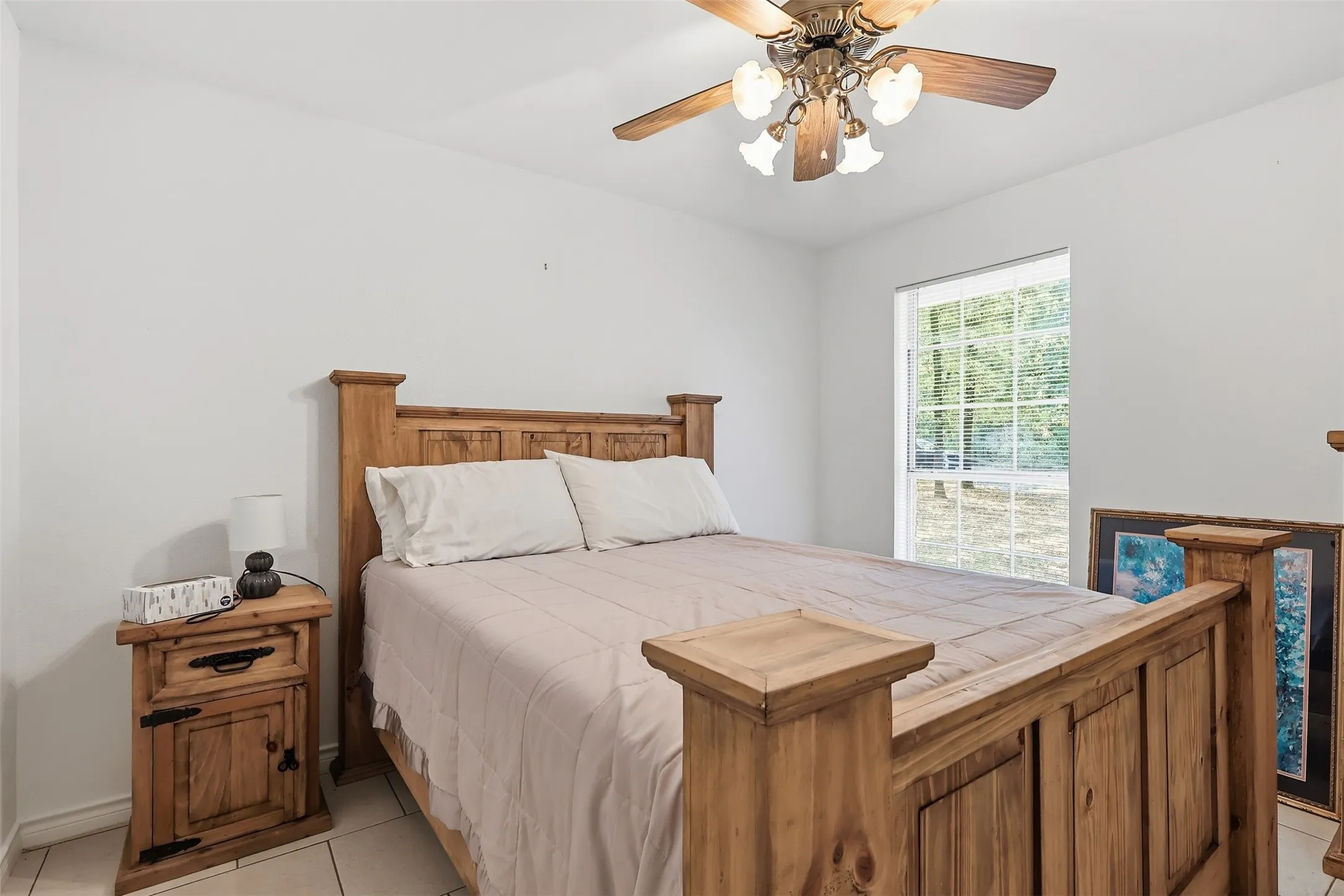 Single Family Residence For Sale in Wood County , 1343 Valleywood Trail, Holly Lake Ranch, Texas 75765, 3 Bedroom, 2 Bathroom, 2 Garage spaces, 1,694 Sqft, built in 1996, mls#21358226, Real Estate Agent in Holly Lake Ranch, Homes For Sale in Wood county, Homes For Sale in Holly Lake Ranch, Realtor in Holly Lake Ranch Texas, Real Estate Brokerage Independent Realty Texas, Luminita Cordes Realtor