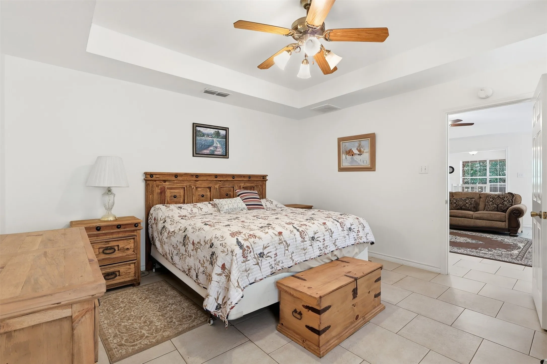 Single Family Residence For Sale in Wood County , 1343 Valleywood Trail, Holly Lake Ranch, Texas 75765, 3 Bedroom, 2 Bathroom, 2 Garage spaces, 1,694 Sqft, built in 1996, mls#21358226, Real Estate Agent in Holly Lake Ranch, Homes For Sale in Wood county, Homes For Sale in Holly Lake Ranch, Realtor in Holly Lake Ranch Texas, Real Estate Brokerage Independent Realty Texas, Luminita Cordes Realtor