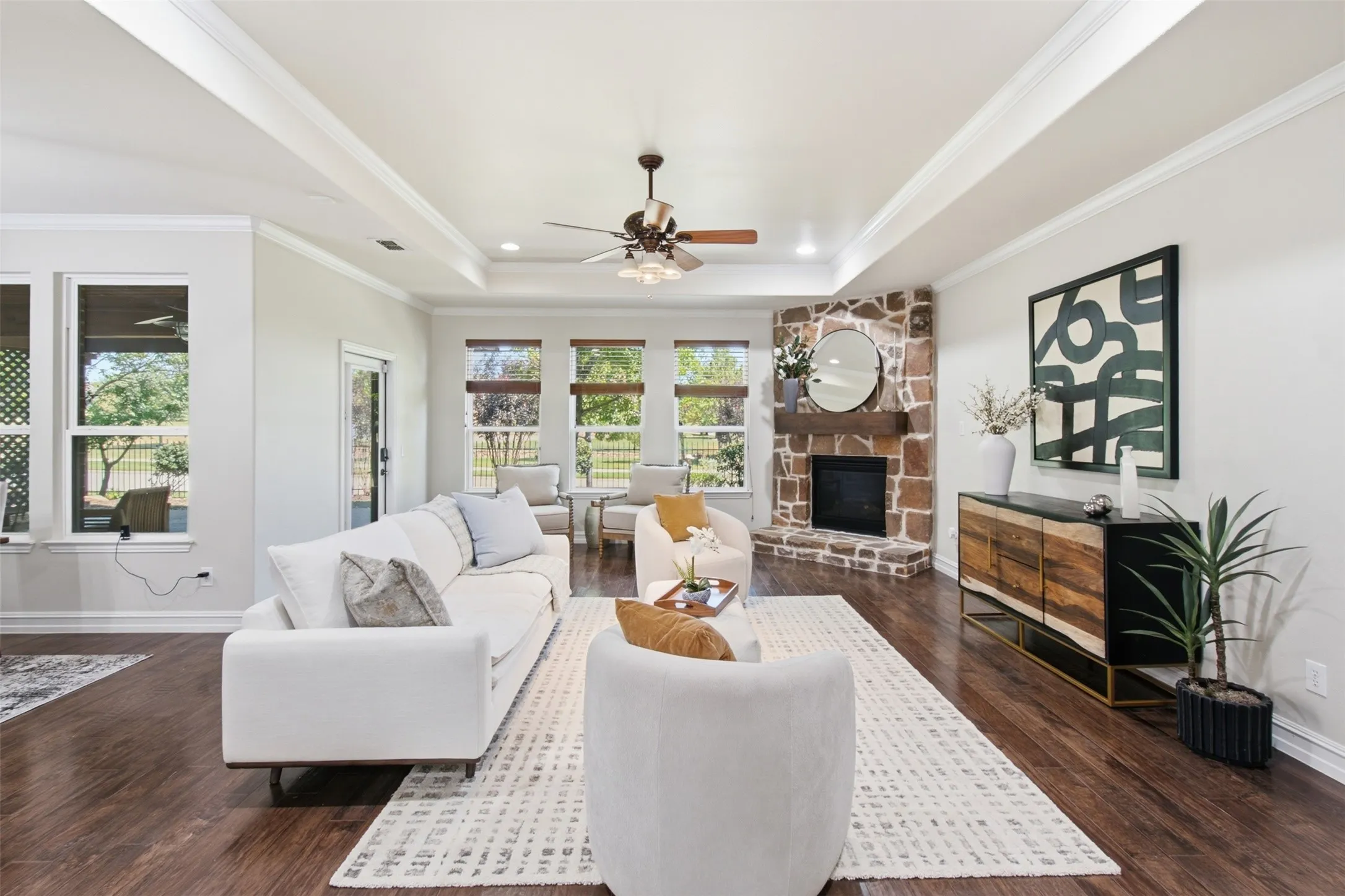 Single Family Residence For Sale in Denton County , 1728 Hacienda Heights Lane, Frisco, Texas 75036, 3 Bedroom, 3 Bathroom, 2 Garage spaces, 2,528 Sqft, built in 2013, mls#21358201, Real Estate Agent in Frisco, Homes For Sale in Denton county, Homes For Sale in Frisco, Realtor in Frisco Texas, Real Estate Brokerage Independent Realty Texas, Luminita Cordes Realtor
