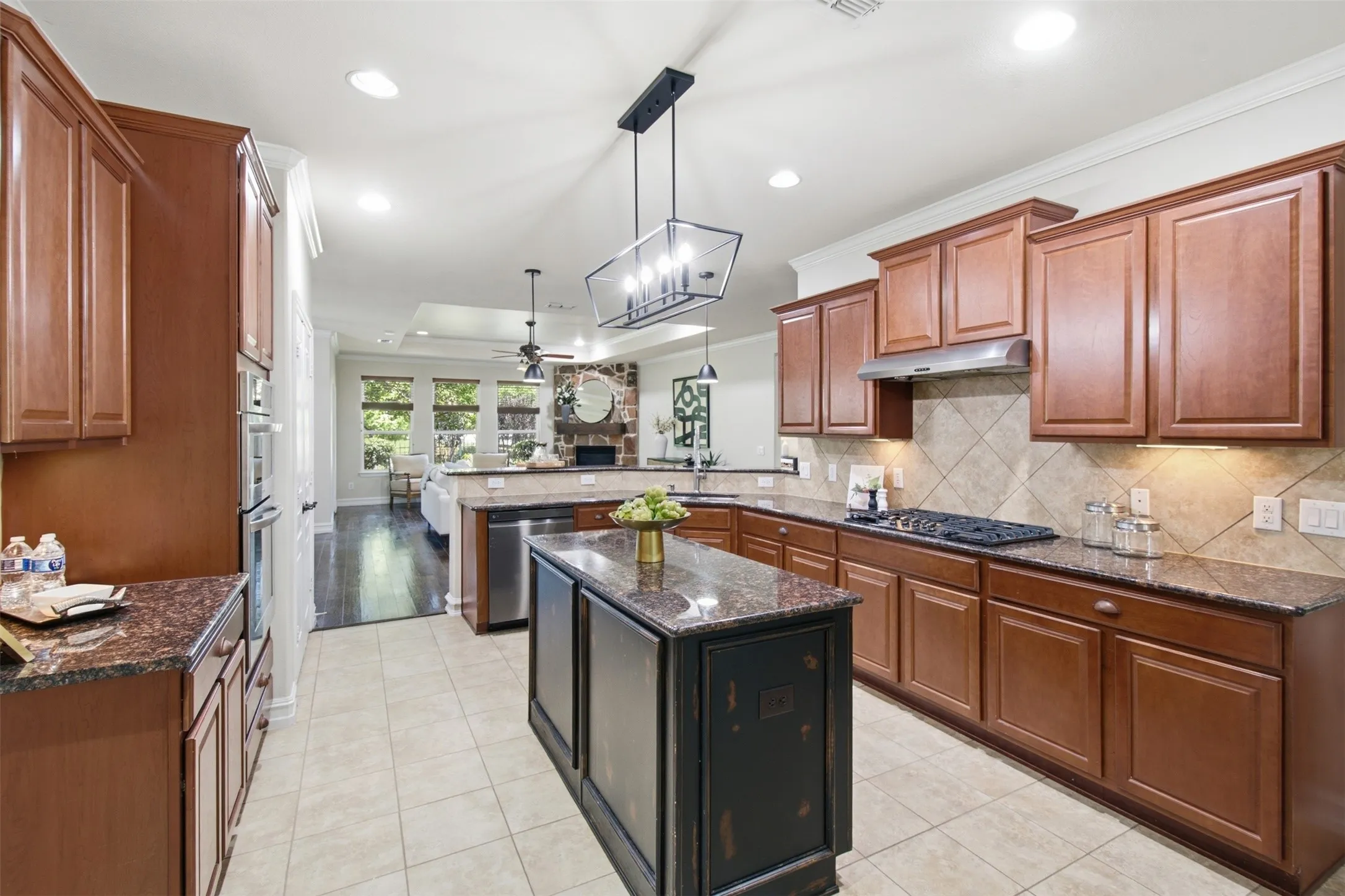 Single Family Residence For Sale in Denton County , 1728 Hacienda Heights Lane, Frisco, Texas 75036, 3 Bedroom, 3 Bathroom, 2 Garage spaces, 2,528 Sqft, built in 2013, mls#21358201, Real Estate Agent in Frisco, Homes For Sale in Denton county, Homes For Sale in Frisco, Realtor in Frisco Texas, Real Estate Brokerage Independent Realty Texas, Luminita Cordes Realtor