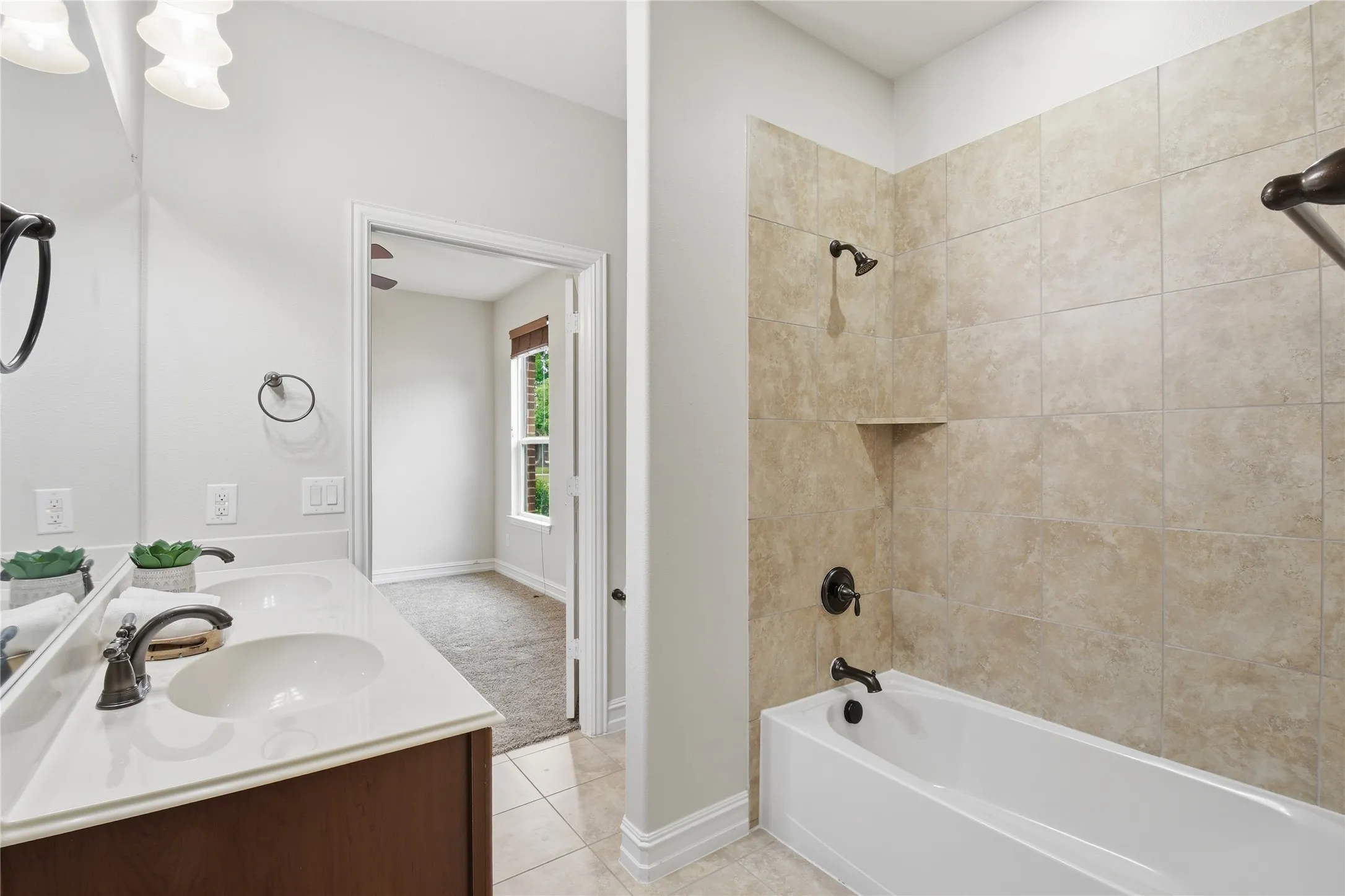 Single Family Residence For Sale in Denton County , 1728 Hacienda Heights Lane, Frisco, Texas 75036, 3 Bedroom, 3 Bathroom, 2 Garage spaces, 2,528 Sqft, built in 2013, mls#21358201, Real Estate Agent in Frisco, Homes For Sale in Denton county, Homes For Sale in Frisco, Realtor in Frisco Texas, Real Estate Brokerage Independent Realty Texas, Luminita Cordes Realtor