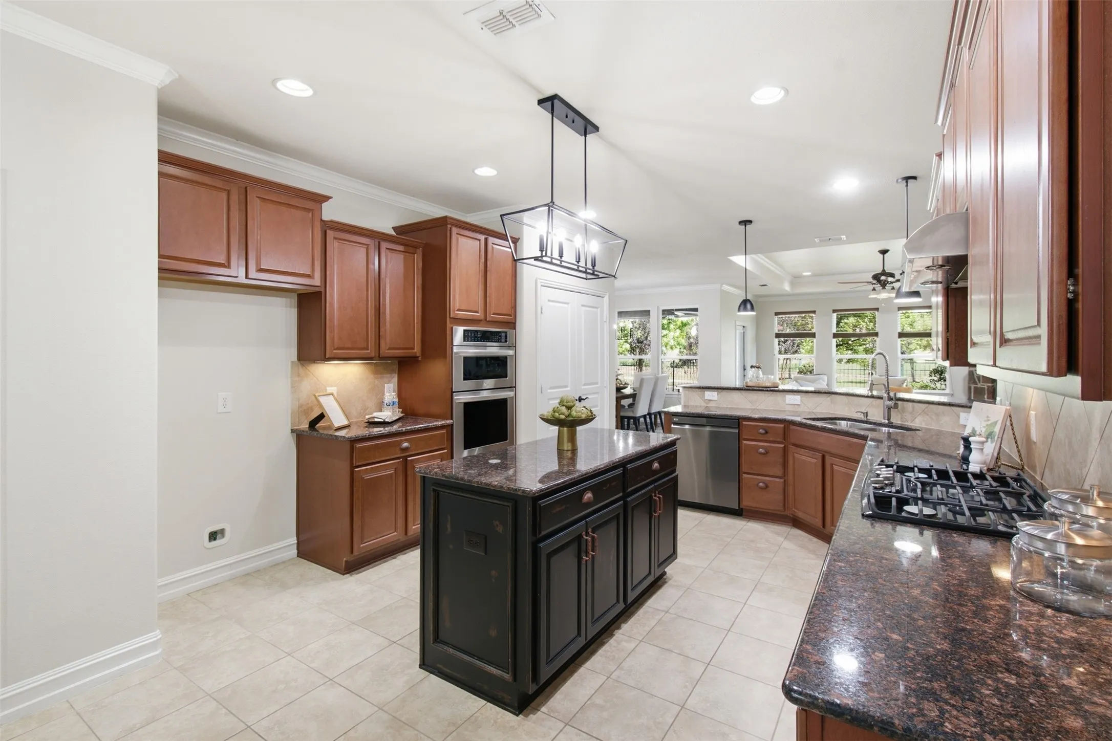 Single Family Residence For Sale in Denton County , 1728 Hacienda Heights Lane, Frisco, Texas 75036, 3 Bedroom, 3 Bathroom, 2 Garage spaces, 2,528 Sqft, built in 2013, mls#21358201, Real Estate Agent in Frisco, Homes For Sale in Denton county, Homes For Sale in Frisco, Realtor in Frisco Texas, Real Estate Brokerage Independent Realty Texas, Luminita Cordes Realtor