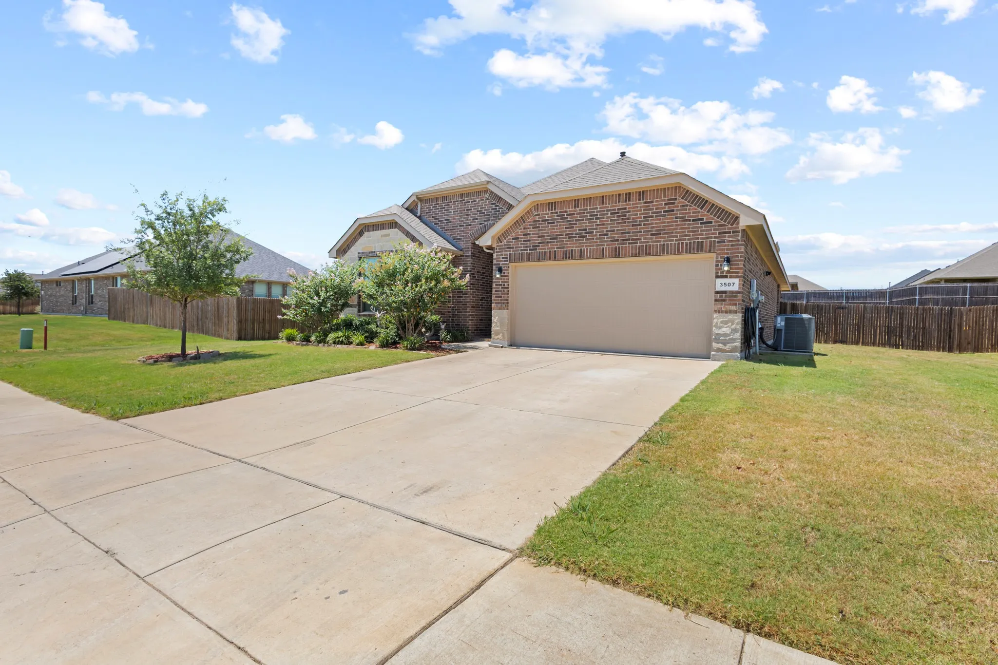 Single Family Residence For Sale in Denton County , 3507 Camden Creek Road, Krum, Texas 76249, 4 Bedroom, 2 Bathroom, 2 Garage spaces, 2,133 Sqft, built in 2020, mls#21358485, Real Estate Agent in Krum, Homes For Sale in Denton county, Homes For Sale in Krum, Realtor in Krum Texas, Real Estate Brokerage Independent Realty Texas, Luminita Cordes Realtor
