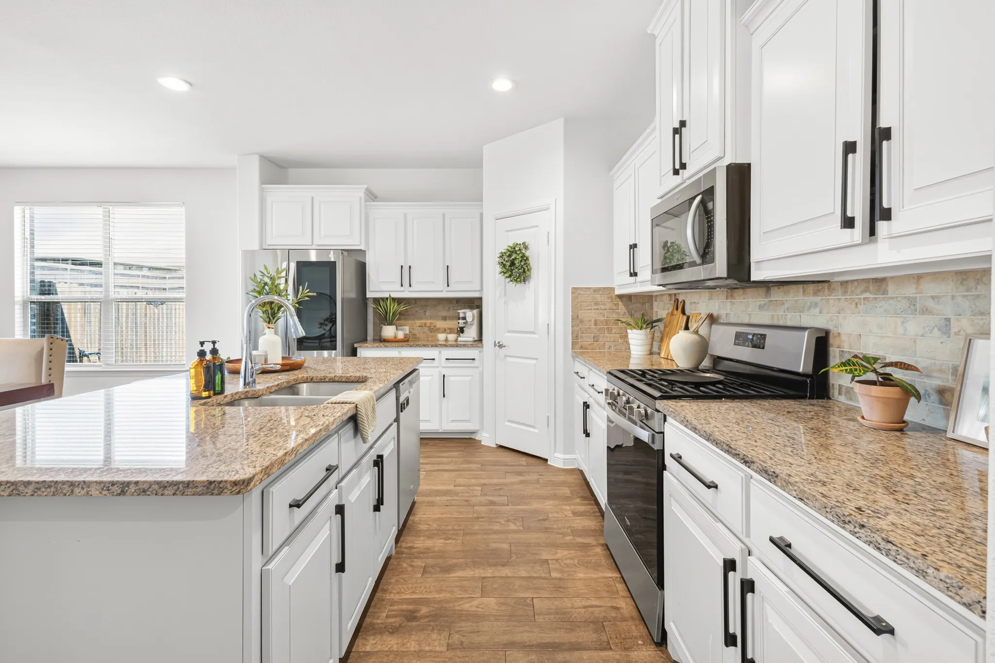 Single Family Residence For Sale in Denton County , 3507 Camden Creek Road, Krum, Texas 76249, 4 Bedroom, 2 Bathroom, 2 Garage spaces, 2,133 Sqft, built in 2020, mls#21358485, Real Estate Agent in Krum, Homes For Sale in Denton county, Homes For Sale in Krum, Realtor in Krum Texas, Real Estate Brokerage Independent Realty Texas, Luminita Cordes Realtor
