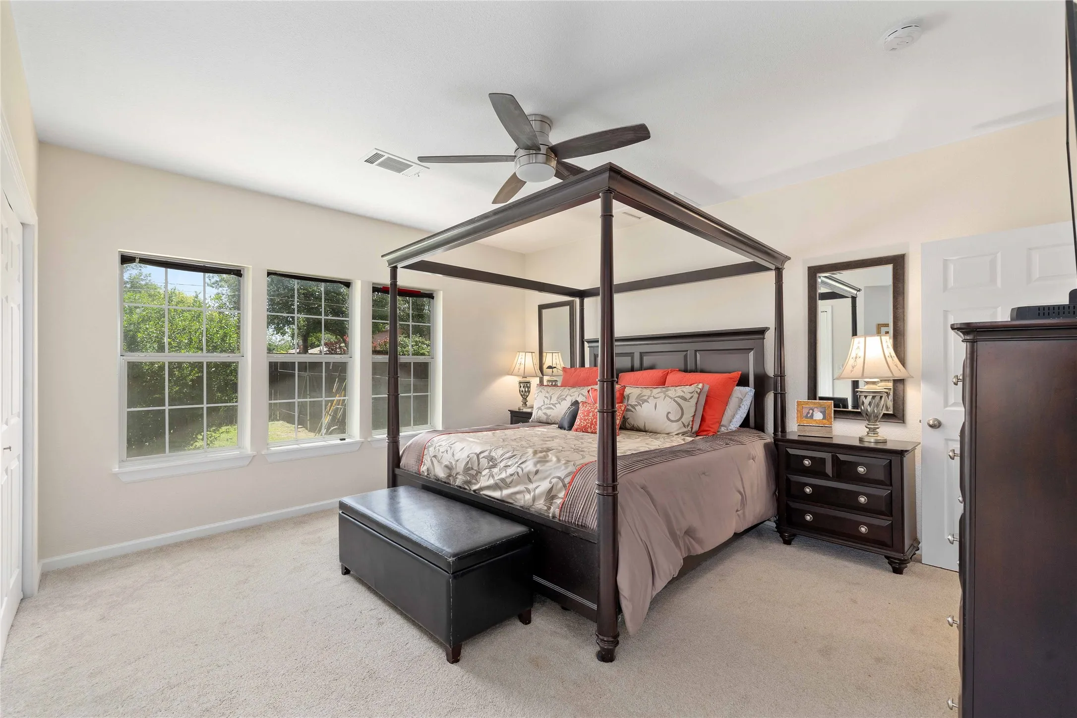 Single Family Residence For Sale in Brown County , 2620 Vine Street, Brownwood, Texas 76801, 3 Bedroom, 2 Bathroom, Garage spaces, 2,303 Sqft, built in 0, mls#21355114, Real Estate Agent in Brownwood, Homes For Sale in Brown county, Homes For Sale in Brownwood, Realtor in Brownwood Texas, Real Estate Brokerage Independent Realty Texas, Luminita Cordes Realtor