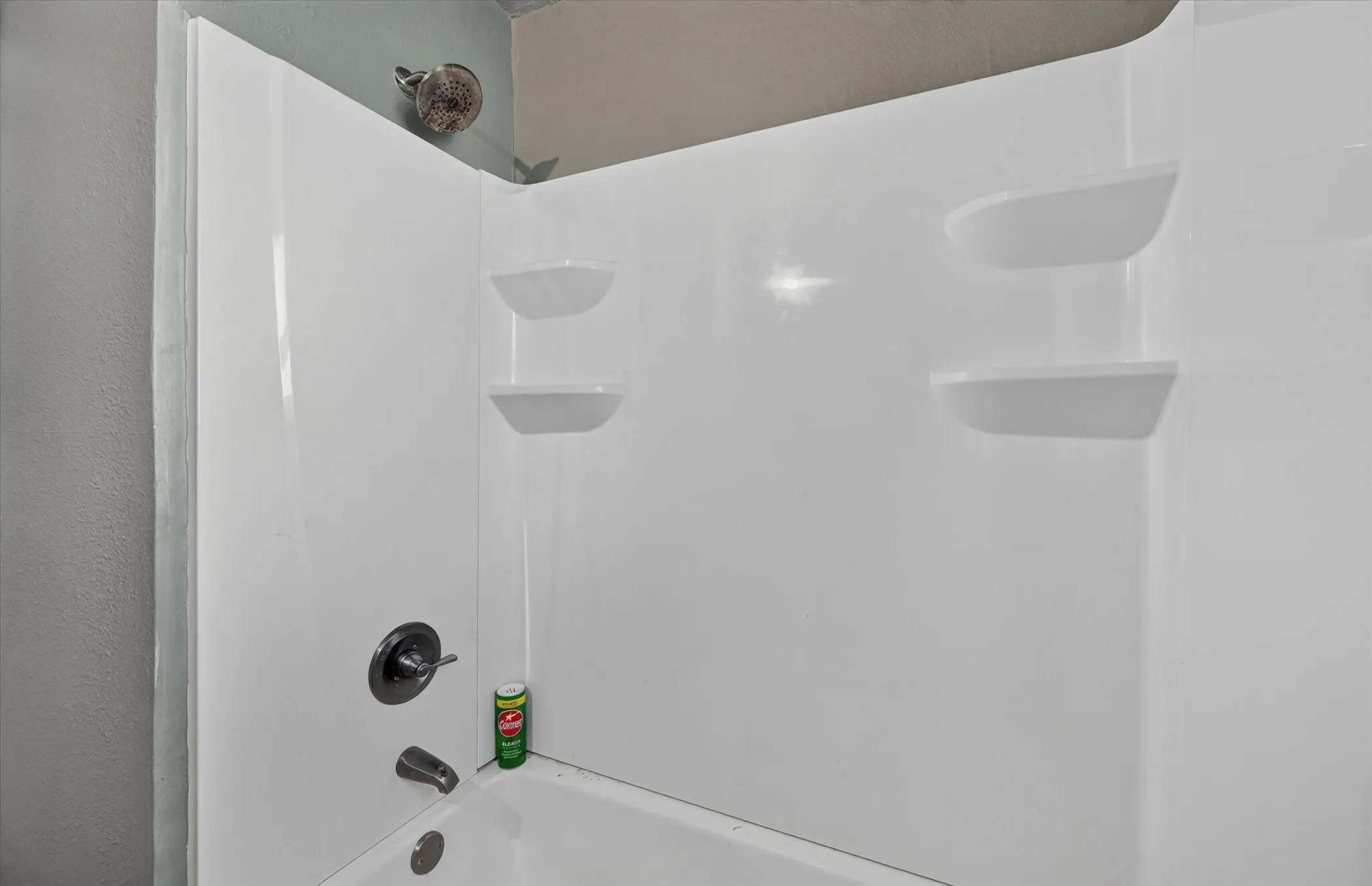 Triplex For Sale in Dallas County , 1938 El Paso Street, Grand Prairie, Texas 75051, 7 Bedroom, 5 Bathroom, Garage spaces, 3,303 Sqft, built in 1964, mls#21355102, Real Estate Agent in Grand Prairie, Homes For Sale in Dallas county, Homes For Sale in Grand Prairie, Realtor in Grand Prairie Texas, Real Estate Brokerage Independent Realty Texas, Luminita Cordes Realtor