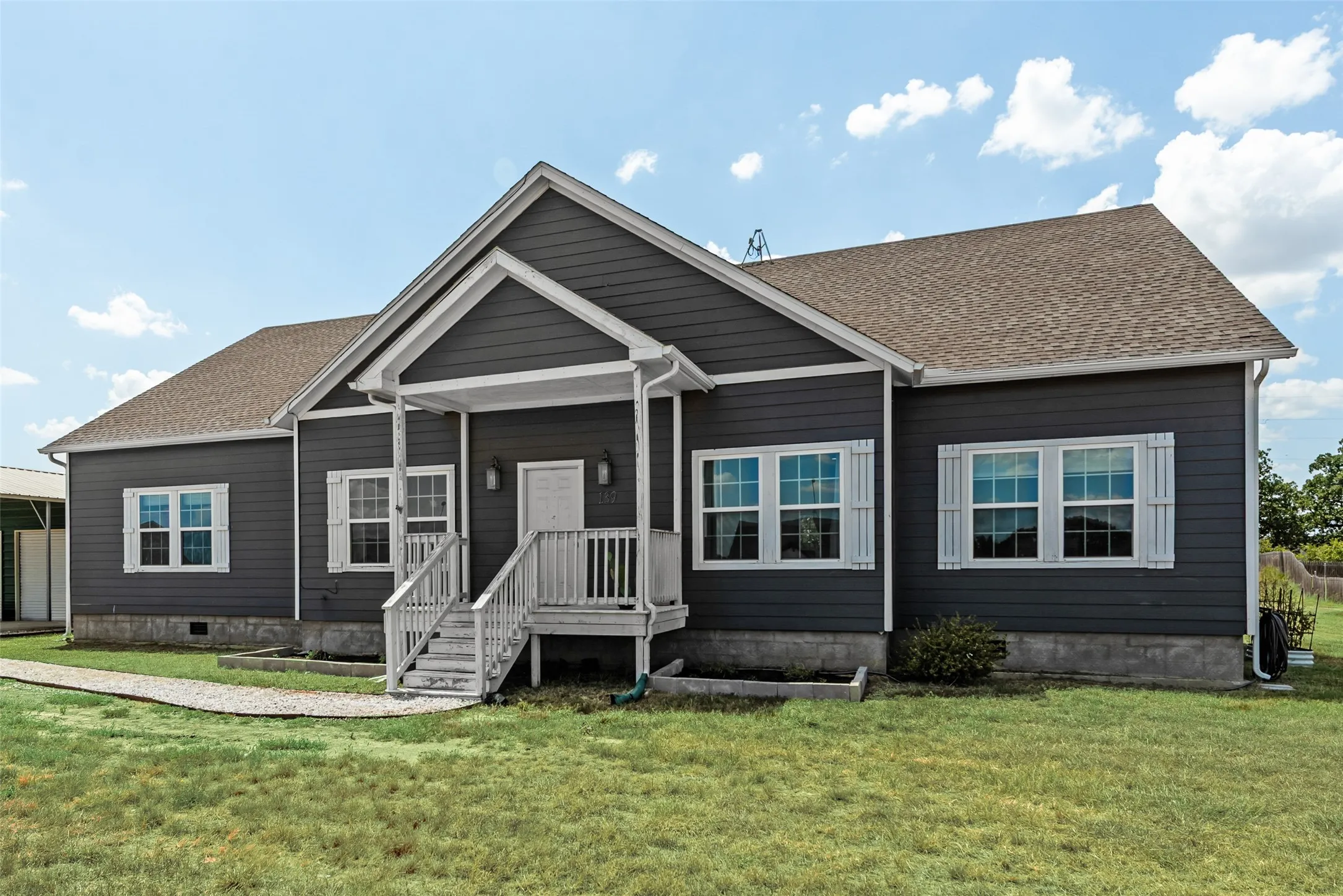 Single Family Residence For Sale in Wise County , 139 Quail Lane, Boyd, Texas 76023, 3 Bedroom, 2 Bathroom, 2 Garage spaces, 2,648 Sqft, built in 2019, mls#21358465, Real Estate Agent in Boyd, Homes For Sale in Wise county, Homes For Sale in Boyd, Realtor in Boyd Texas, Real Estate Brokerage Independent Realty Texas, Luminita Cordes Realtor