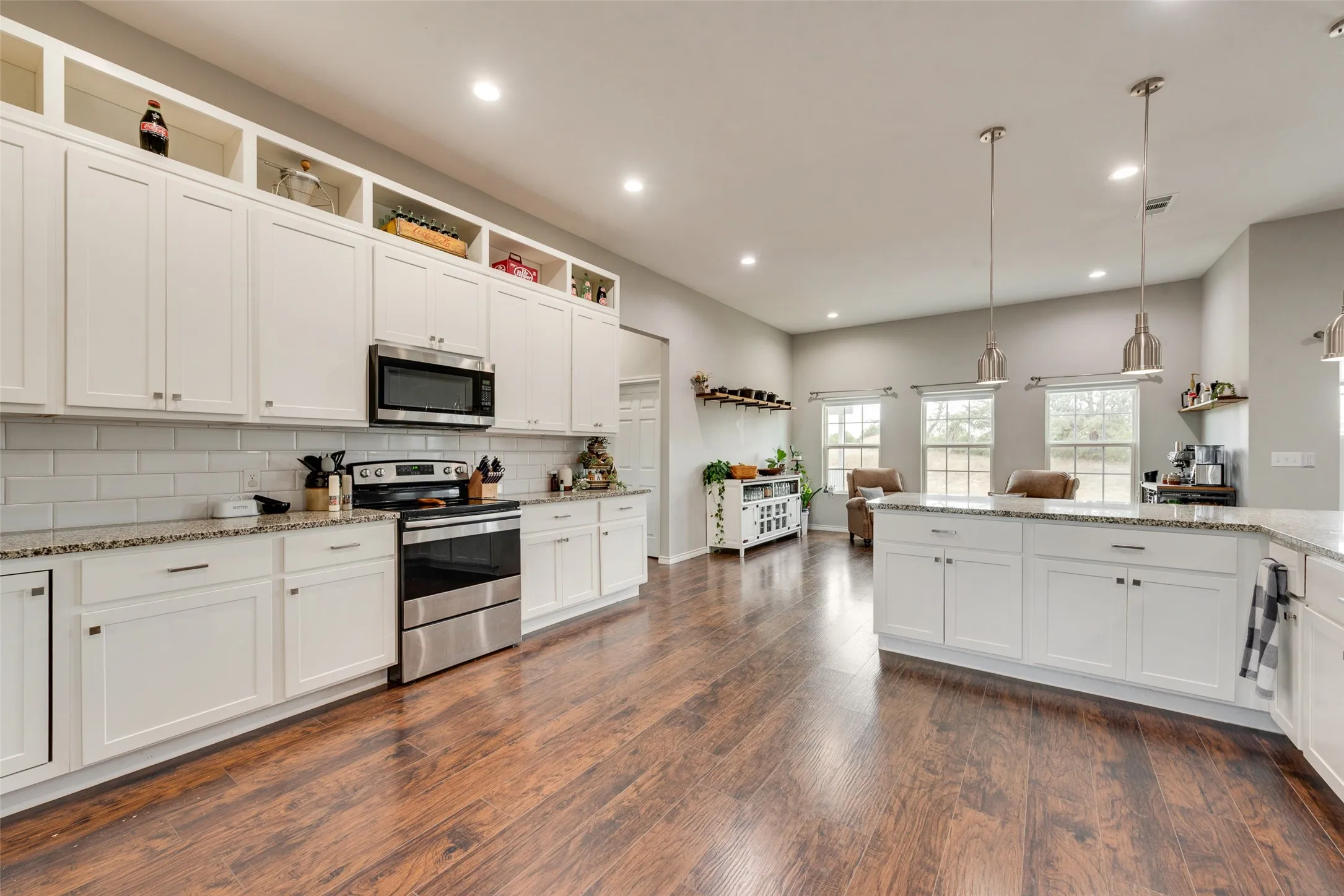 Single Family Residence For Sale in Wise County , 139 Quail Lane, Boyd, Texas 76023, 3 Bedroom, 2 Bathroom, 2 Garage spaces, 2,648 Sqft, built in 2019, mls#21358465, Real Estate Agent in Boyd, Homes For Sale in Wise county, Homes For Sale in Boyd, Realtor in Boyd Texas, Real Estate Brokerage Independent Realty Texas, Luminita Cordes Realtor