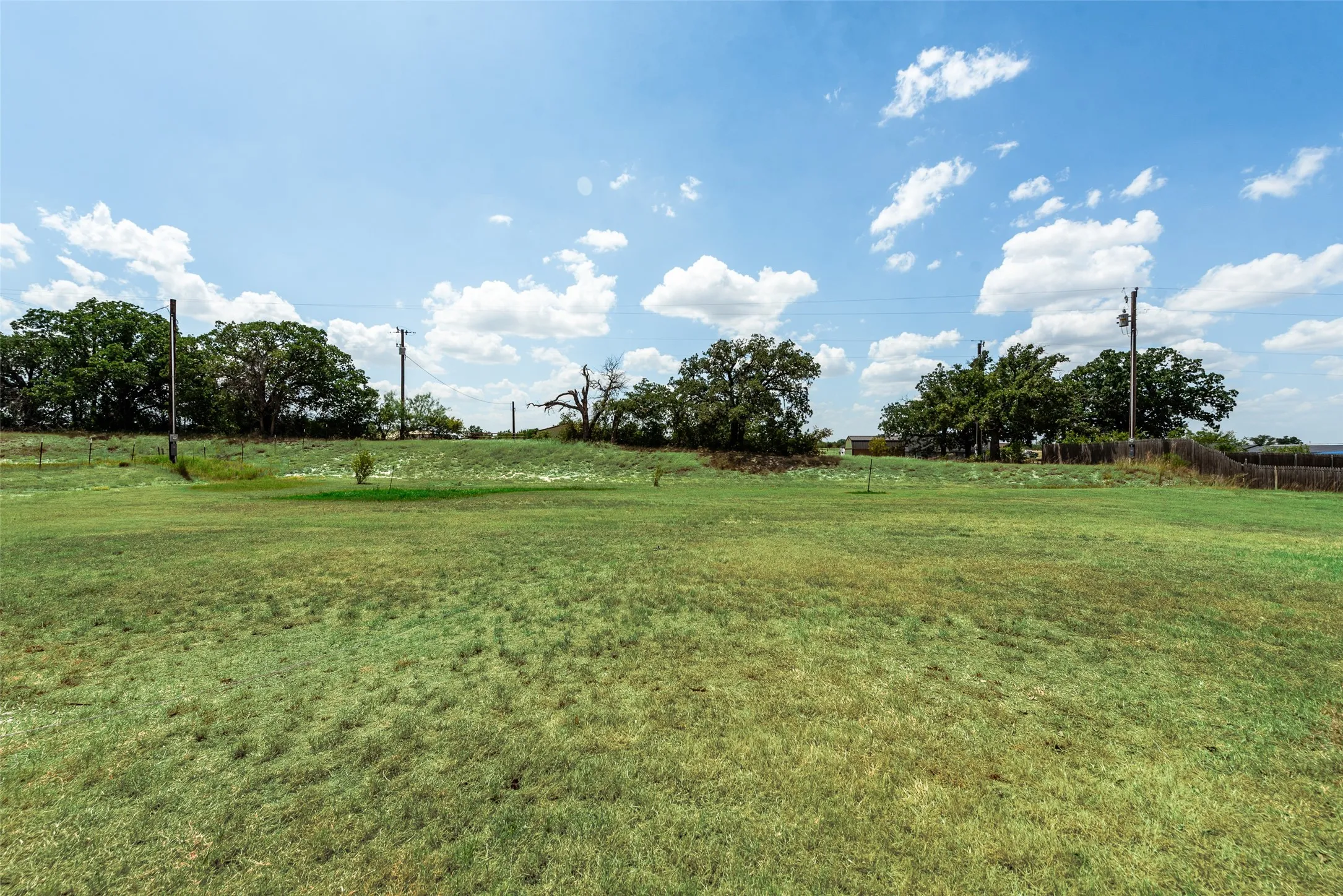 Single Family Residence For Sale in Wise County , 139 Quail Lane, Boyd, Texas 76023, 3 Bedroom, 2 Bathroom, 2 Garage spaces, 2,648 Sqft, built in 2019, mls#21358465, Real Estate Agent in Boyd, Homes For Sale in Wise county, Homes For Sale in Boyd, Realtor in Boyd Texas, Real Estate Brokerage Independent Realty Texas, Luminita Cordes Realtor