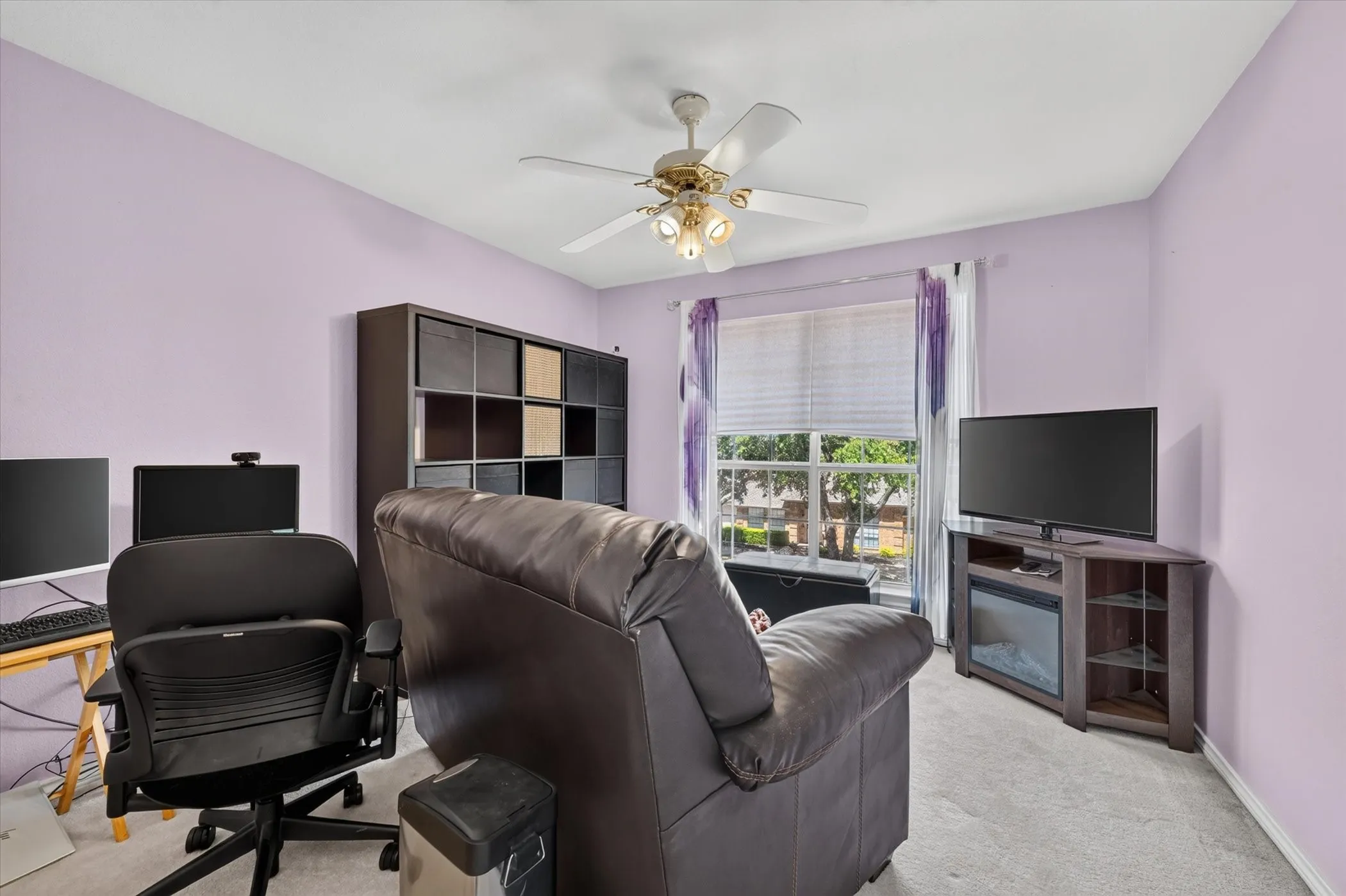 Single Family Residence For Sale in Denton County , 11071 Windjammer Drive, Frisco, Texas 75036, 3 Bedroom, 3 Bathroom, 3 Garage spaces, 2,652 Sqft, built in 1996, mls#21358511, Real Estate Agent in Frisco, Homes For Sale in Denton county, Homes For Sale in Frisco, Realtor in Frisco Texas, Real Estate Brokerage Independent Realty Texas, Luminita Cordes Realtor