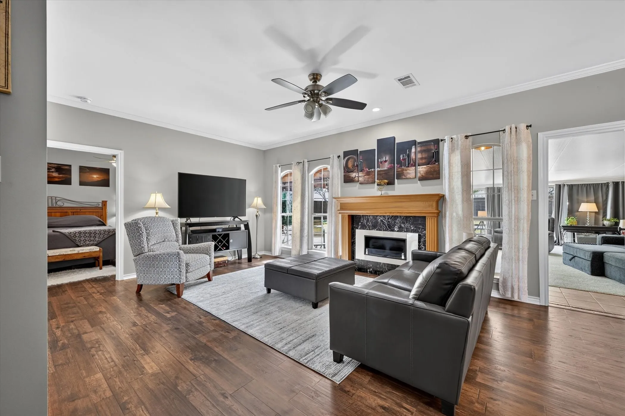 Single Family Residence For Sale in Denton County , 11071 Windjammer Drive, Frisco, Texas 75036, 3 Bedroom, 3 Bathroom, 3 Garage spaces, 2,652 Sqft, built in 1996, mls#21358511, Real Estate Agent in Frisco, Homes For Sale in Denton county, Homes For Sale in Frisco, Realtor in Frisco Texas, Real Estate Brokerage Independent Realty Texas, Luminita Cordes Realtor