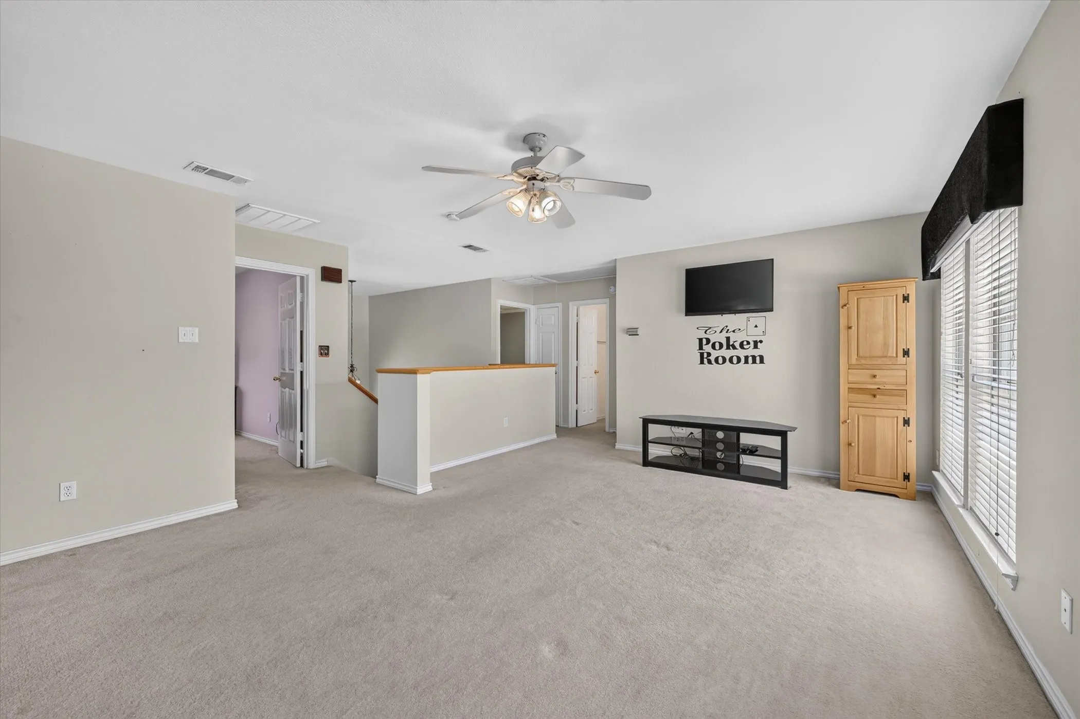 Single Family Residence For Sale in Denton County , 11071 Windjammer Drive, Frisco, Texas 75036, 3 Bedroom, 3 Bathroom, 3 Garage spaces, 2,652 Sqft, built in 1996, mls#21358511, Real Estate Agent in Frisco, Homes For Sale in Denton county, Homes For Sale in Frisco, Realtor in Frisco Texas, Real Estate Brokerage Independent Realty Texas, Luminita Cordes Realtor
