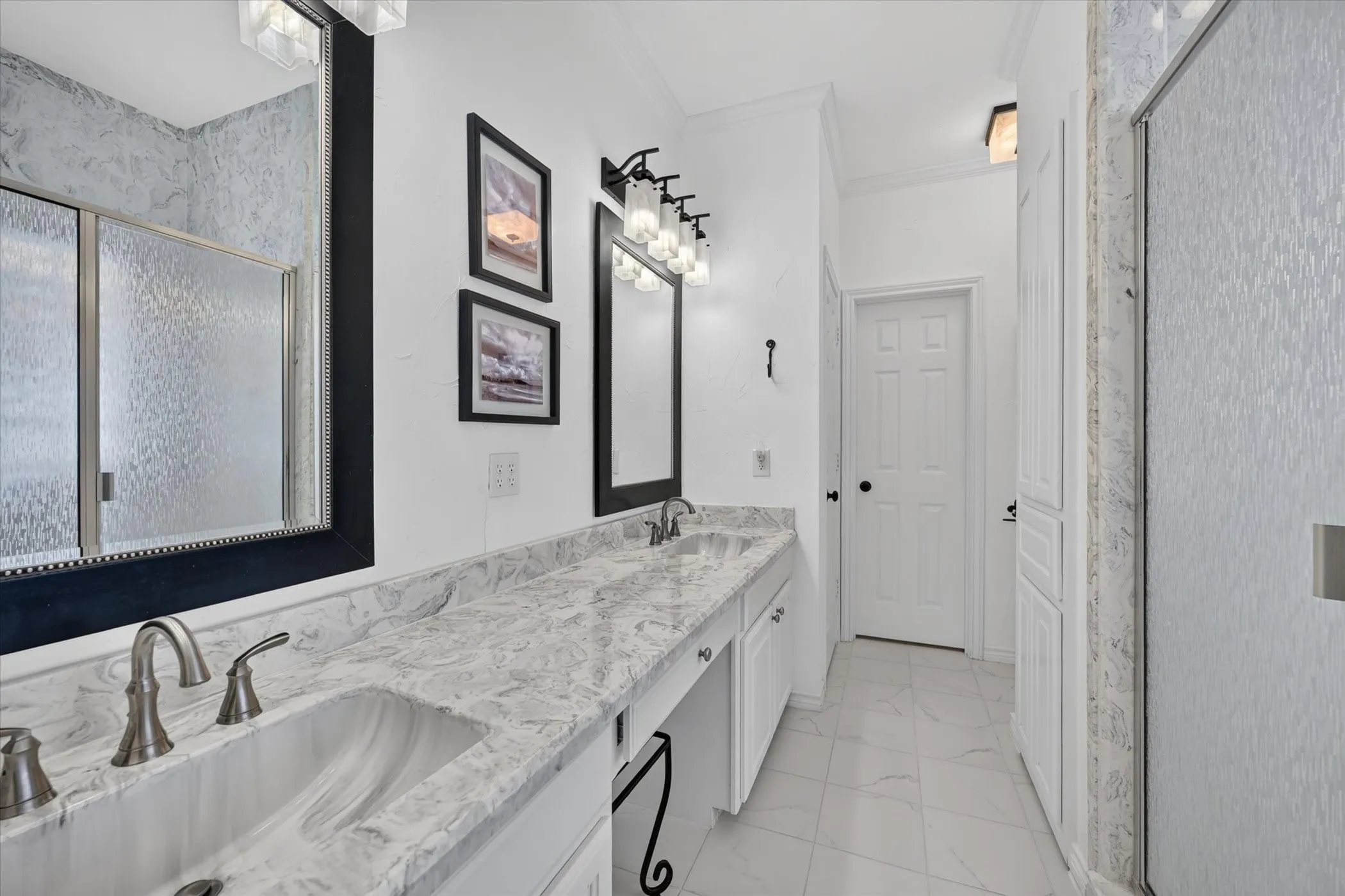 Single Family Residence For Sale in Denton County , 11071 Windjammer Drive, Frisco, Texas 75036, 3 Bedroom, 3 Bathroom, 3 Garage spaces, 2,652 Sqft, built in 1996, mls#21358511, Real Estate Agent in Frisco, Homes For Sale in Denton county, Homes For Sale in Frisco, Realtor in Frisco Texas, Real Estate Brokerage Independent Realty Texas, Luminita Cordes Realtor
