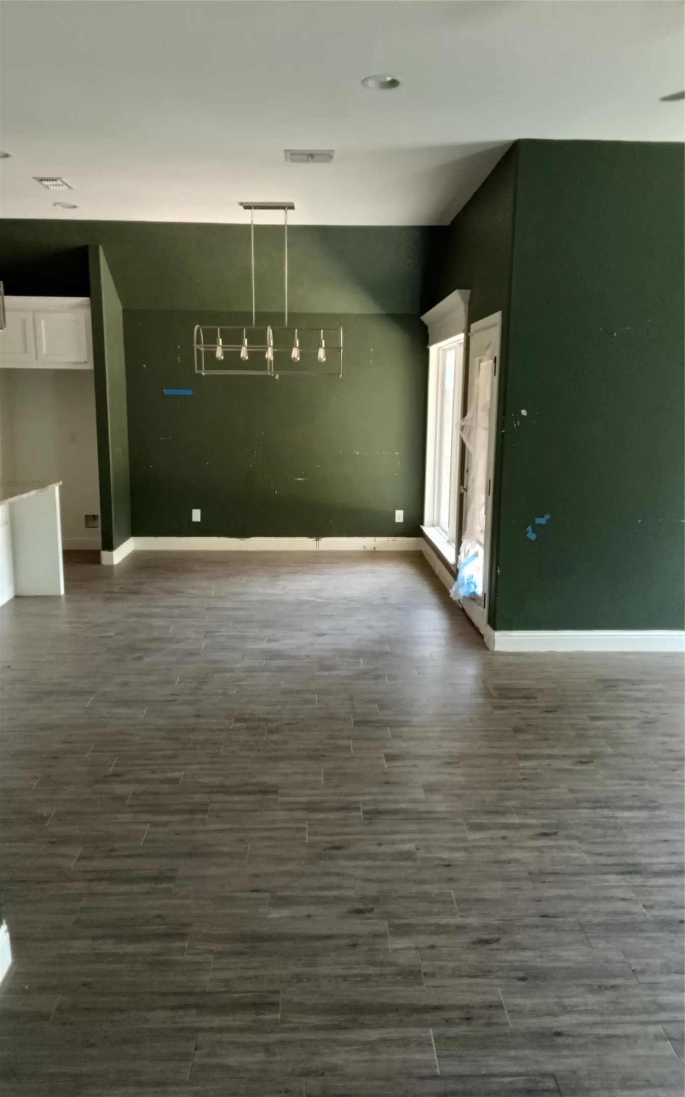 Single Family Residence For Sale in Parker County , 314 Pleasant View Drive, Weatherford, Texas 76086, 4 Bedroom, 2 Bathroom, 2 Garage spaces, 1,810 Sqft, built in 2021, mls#21358498, Real Estate Agent in Weatherford, Homes For Sale in Parker county, Homes For Sale in Weatherford, Realtor in Weatherford Texas, Real Estate Brokerage Independent Realty Texas, Luminita Cordes Realtor