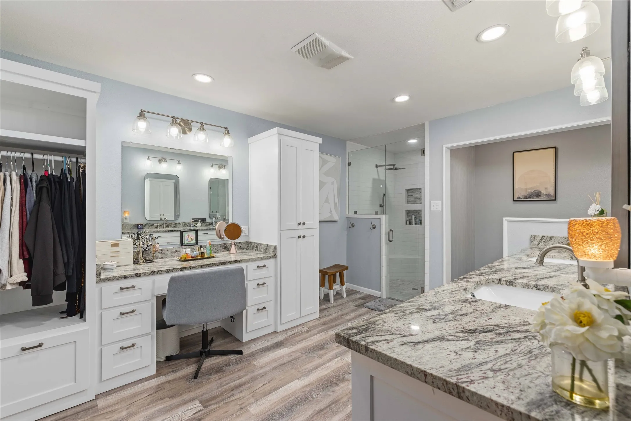 Single Family Residence For Sale in Brown County , 15 Canyon Creek Drive, Brownwood, Texas 76801, 3 Bedroom, 3 Bathroom, 2 Garage spaces, 3,239 Sqft, built in 1977, mls#21358277, Real Estate Agent in Brownwood, Homes For Sale in Brown county, Homes For Sale in Brownwood, Realtor in Brownwood Texas, Real Estate Brokerage Independent Realty Texas, Luminita Cordes Realtor