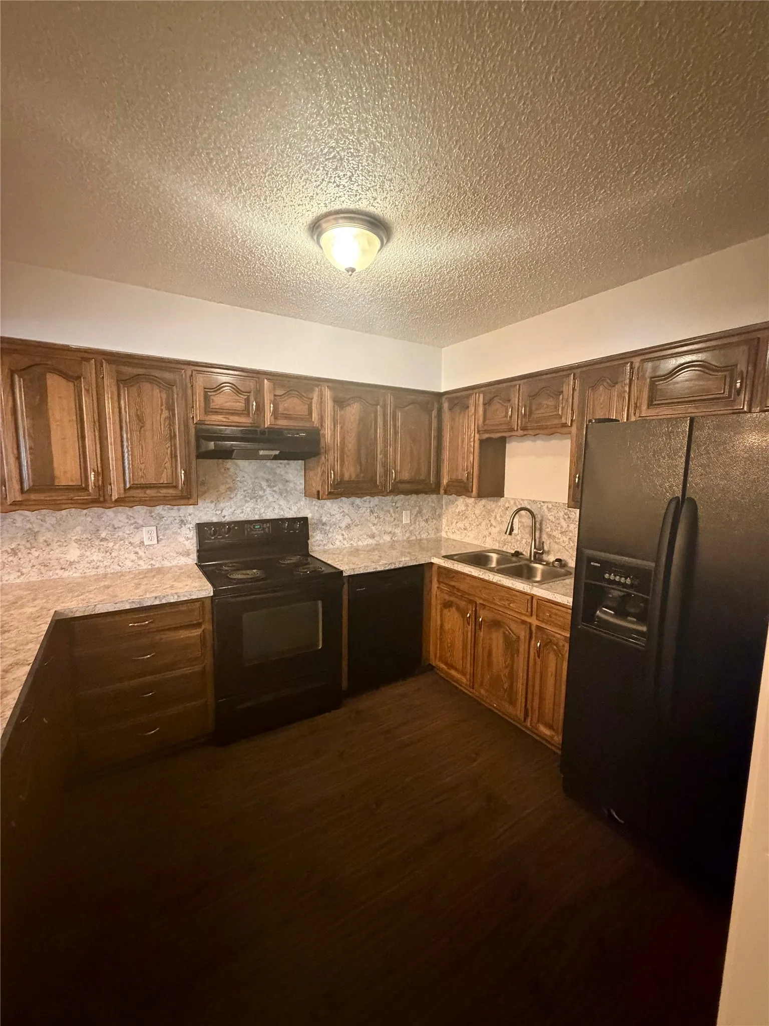 Duplex For Rent in Collin County , 106 Westpark Drive N, Mc Kinney, Texas 75071, 2 Bedroom, 2 Bathroom, Garage spaces, 1,311 Sqft, built in 1980, mls#21317530, Real Estate Agent in Mc Kinney, Homes For Rent in Collin county, Homes For Rent in Mc Kinney, Realtor in Mc Kinney Texas, Real Estate Brokerage Independent Realty Texas, Luminita Cordes Realtor