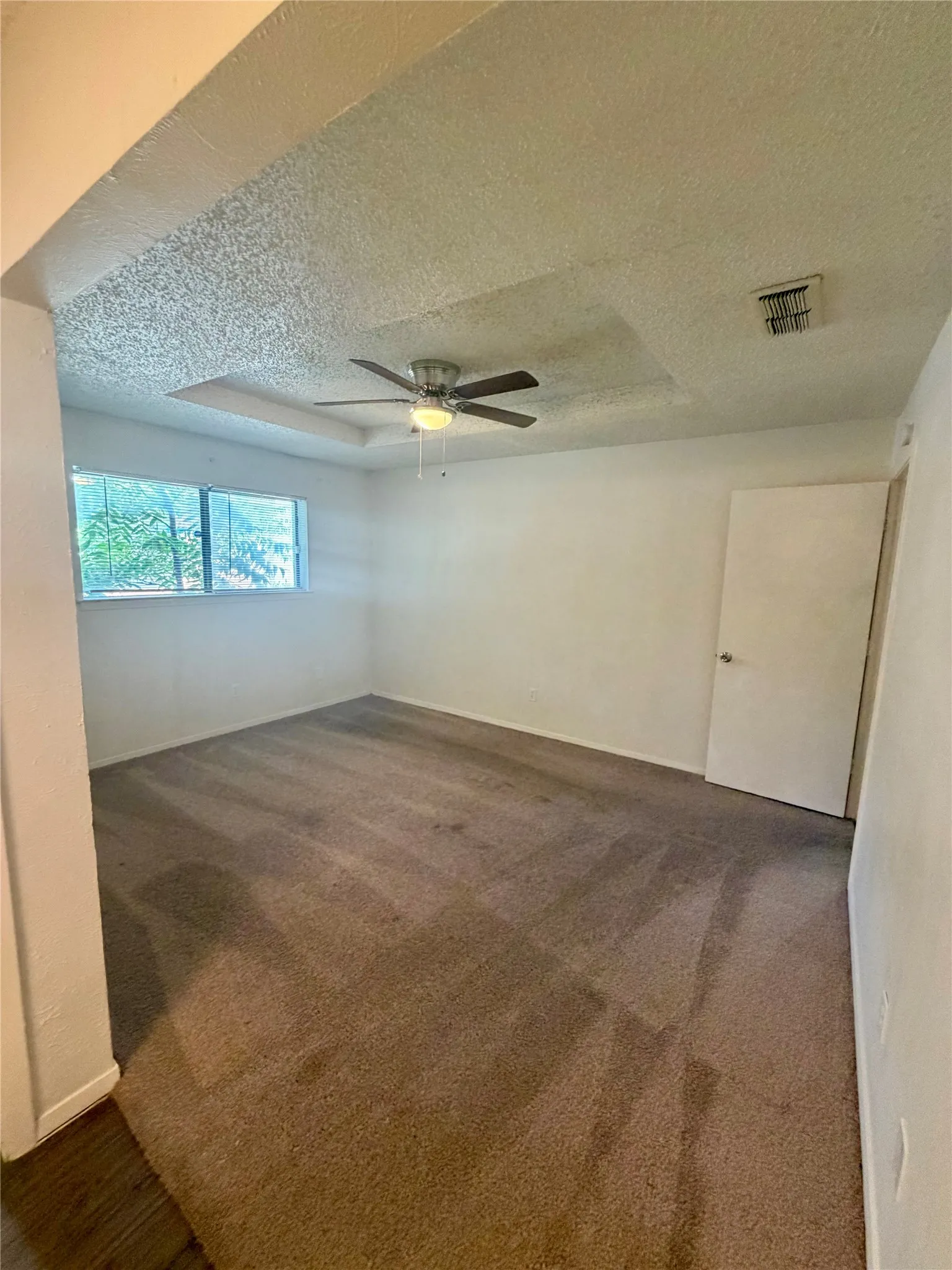 Duplex For Rent in Collin County , 106 Westpark Drive N, Mc Kinney, Texas 75071, 2 Bedroom, 2 Bathroom, Garage spaces, 1,311 Sqft, built in 1980, mls#21317530, Real Estate Agent in Mc Kinney, Homes For Rent in Collin county, Homes For Rent in Mc Kinney, Realtor in Mc Kinney Texas, Real Estate Brokerage Independent Realty Texas, Luminita Cordes Realtor
