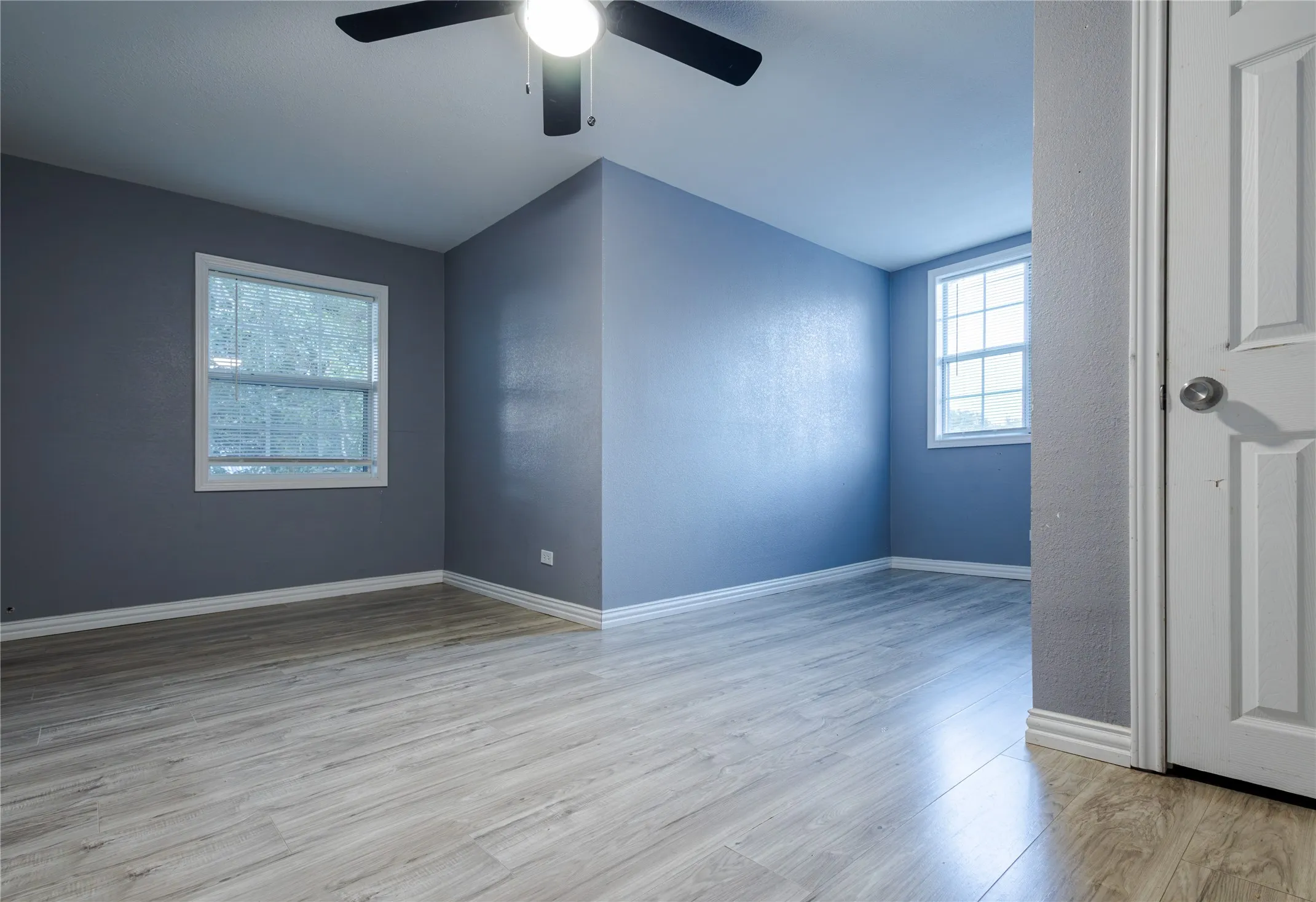 Single Family Residence For Sale in Limestone County , 310 S Rusk Street, Groesbeck, Texas 76642, 7 Bedroom, 4 Bathroom, Garage spaces, 3,035 Sqft, built in 1978, mls#21350801, Real Estate Agent in Groesbeck, Homes For Sale in Limestone county, Homes For Sale in Groesbeck, Realtor in Groesbeck Texas, Real Estate Brokerage Independent Realty Texas, Luminita Cordes Realtor