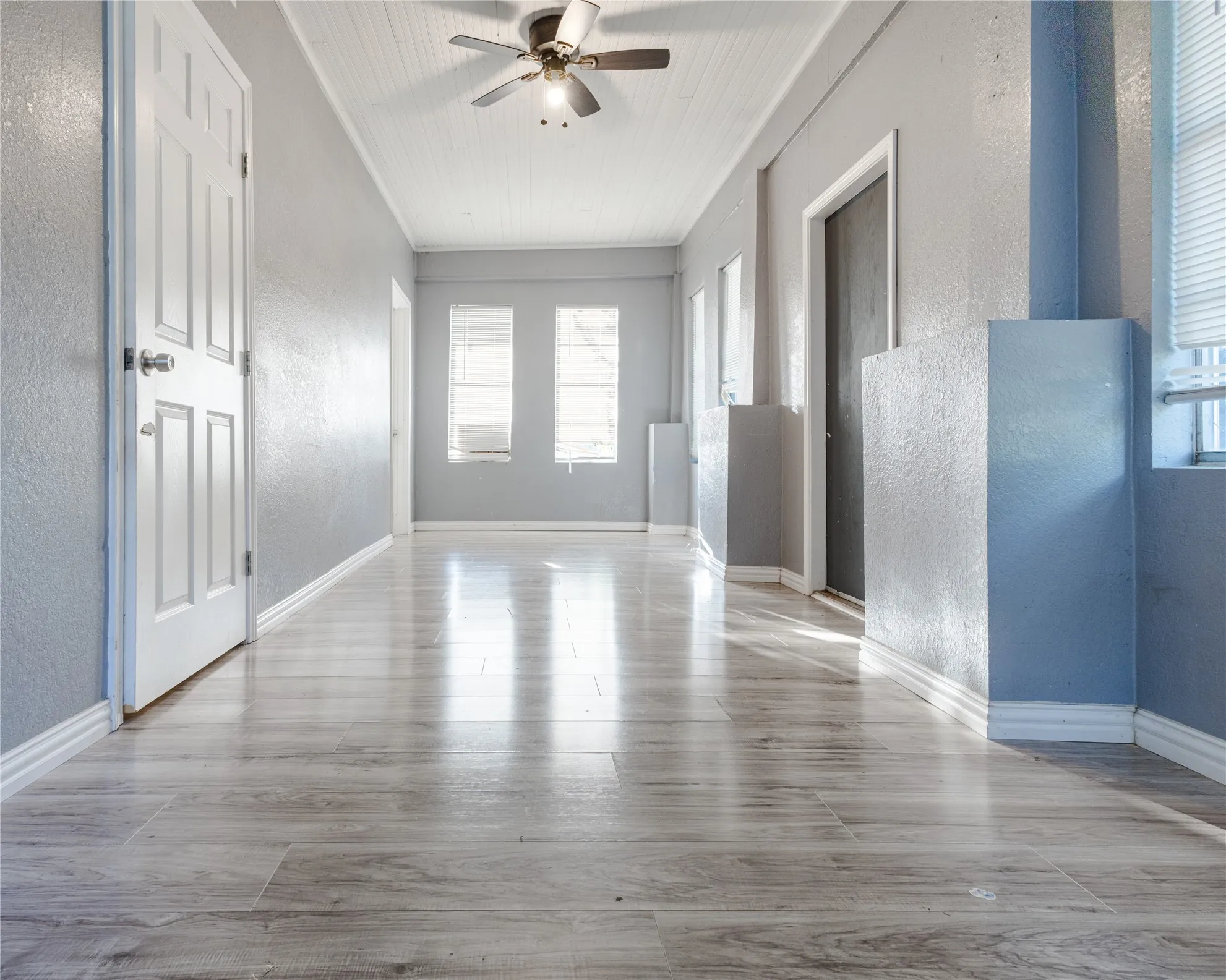 Single Family Residence For Sale in Limestone County , 310 S Rusk Street, Groesbeck, Texas 76642, 7 Bedroom, 4 Bathroom, Garage spaces, 3,035 Sqft, built in 1978, mls#21350801, Real Estate Agent in Groesbeck, Homes For Sale in Limestone county, Homes For Sale in Groesbeck, Realtor in Groesbeck Texas, Real Estate Brokerage Independent Realty Texas, Luminita Cordes Realtor