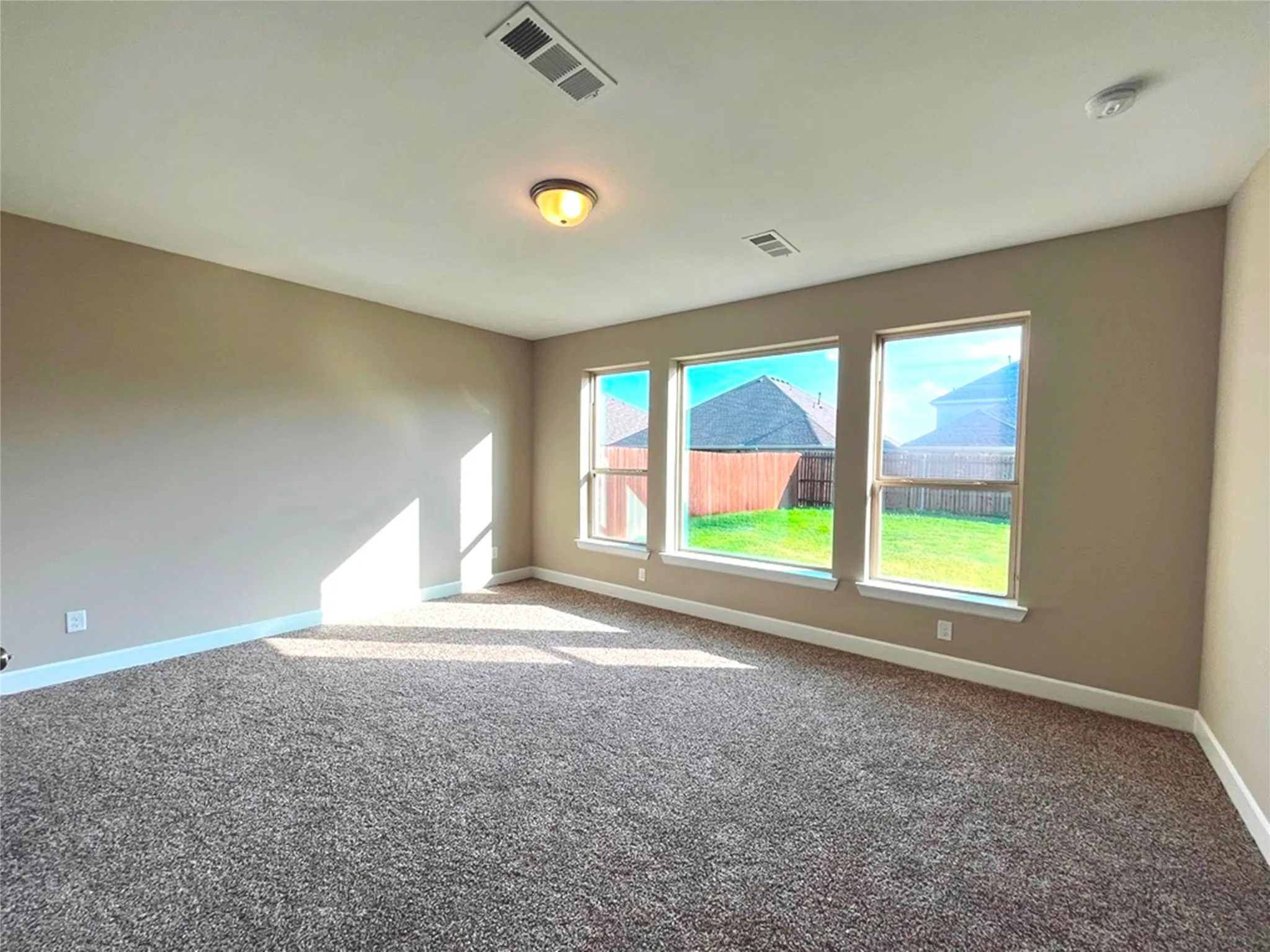 Single Family Residence For Sale in Kaufman County , 1729 Whitney Drive, Forney, Texas 75126, 4 Bedroom, 4 Bathroom, 3 Garage spaces, 3,030 Sqft, built in 2022, mls#21357669, Real Estate Agent in Forney, Homes For Sale in Kaufman county, Homes For Sale in Forney, Realtor in Forney Texas, Real Estate Brokerage Independent Realty Texas, Luminita Cordes Realtor