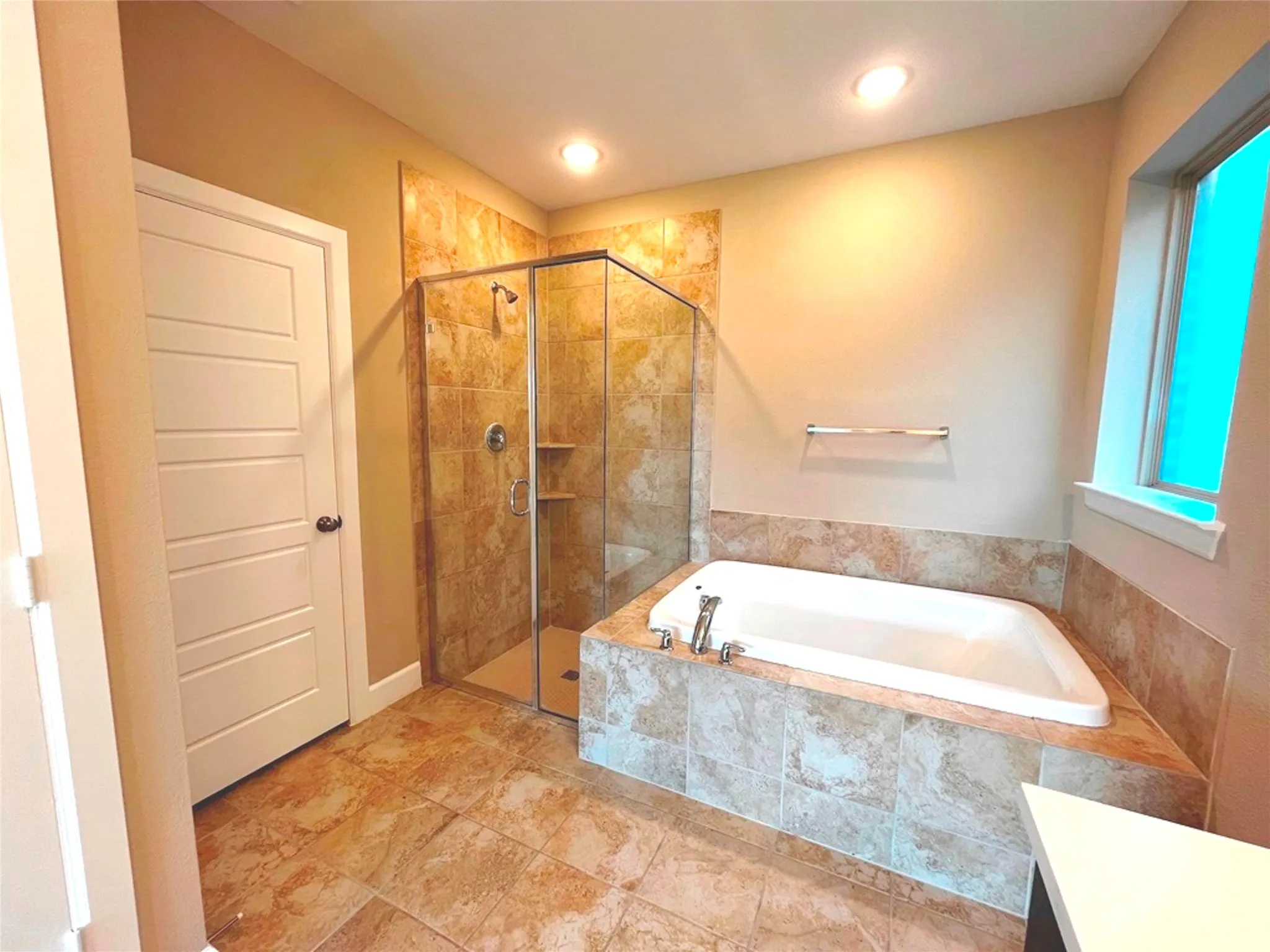 Single Family Residence For Sale in Kaufman County , 1729 Whitney Drive, Forney, Texas 75126, 4 Bedroom, 4 Bathroom, 3 Garage spaces, 3,030 Sqft, built in 2022, mls#21357669, Real Estate Agent in Forney, Homes For Sale in Kaufman county, Homes For Sale in Forney, Realtor in Forney Texas, Real Estate Brokerage Independent Realty Texas, Luminita Cordes Realtor