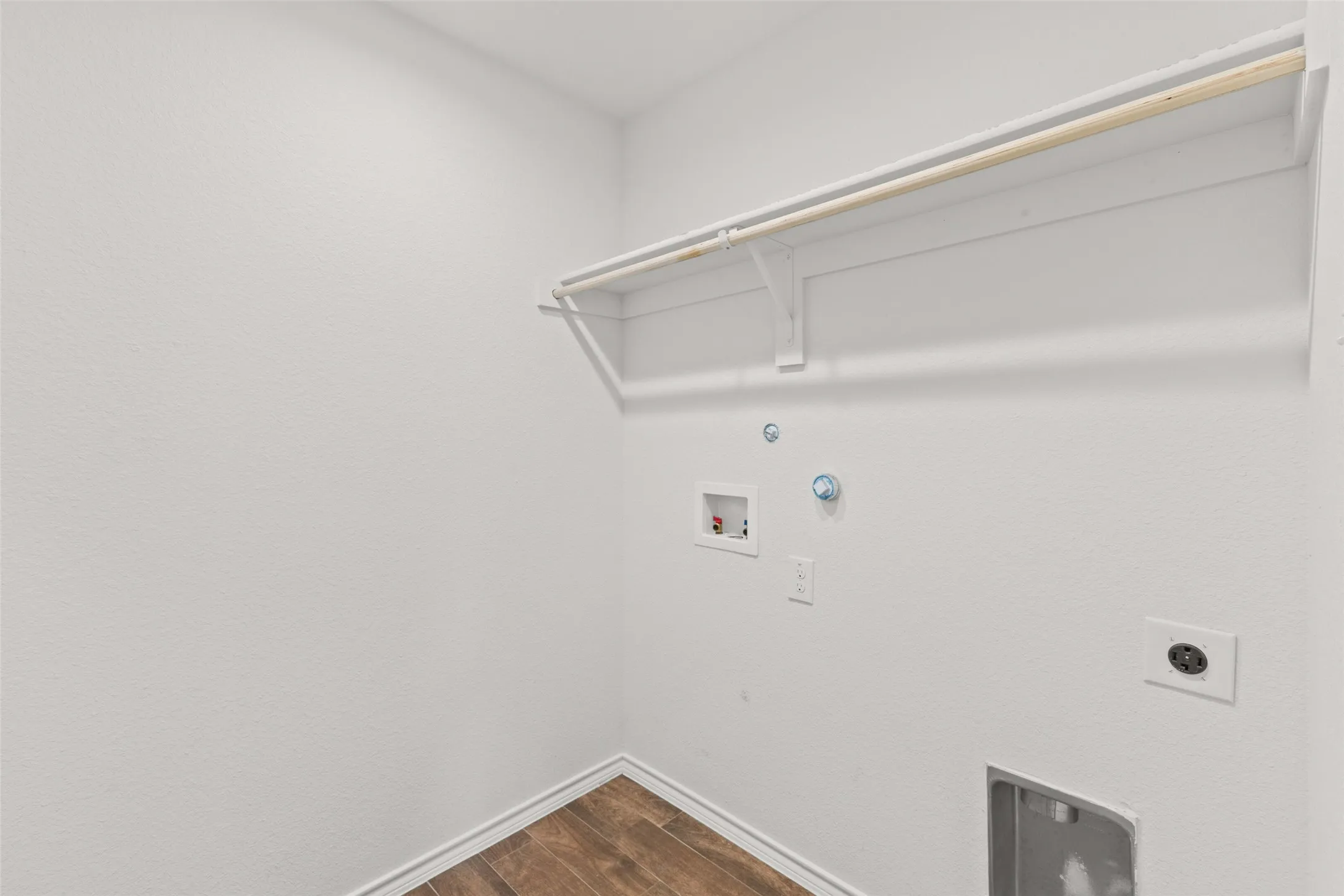 Laundry room near bedroom #4