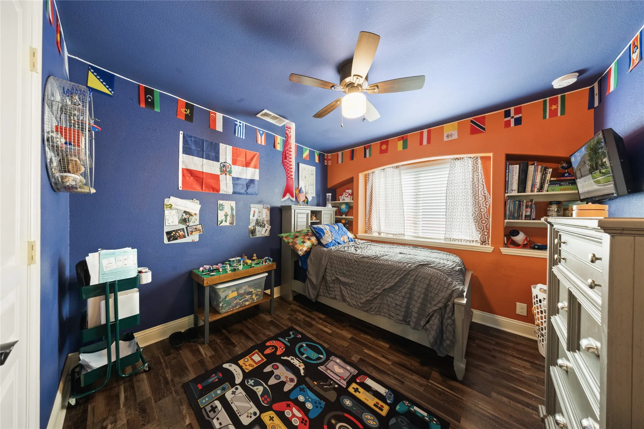 Single Family Residence For Sale in Rockwall County , 949 Mangrove Drive, Fate, Texas 75087, 4 Bedroom, 3 Bathroom, 3 Garage spaces, 2,333 Sqft, built in 2017, mls#21352903, Real Estate Agent in Fate, Homes For Sale in Rockwall county, Homes For Sale in Fate, Realtor in Fate Texas, Real Estate Brokerage Independent Realty Texas, Luminita Cordes Realtor