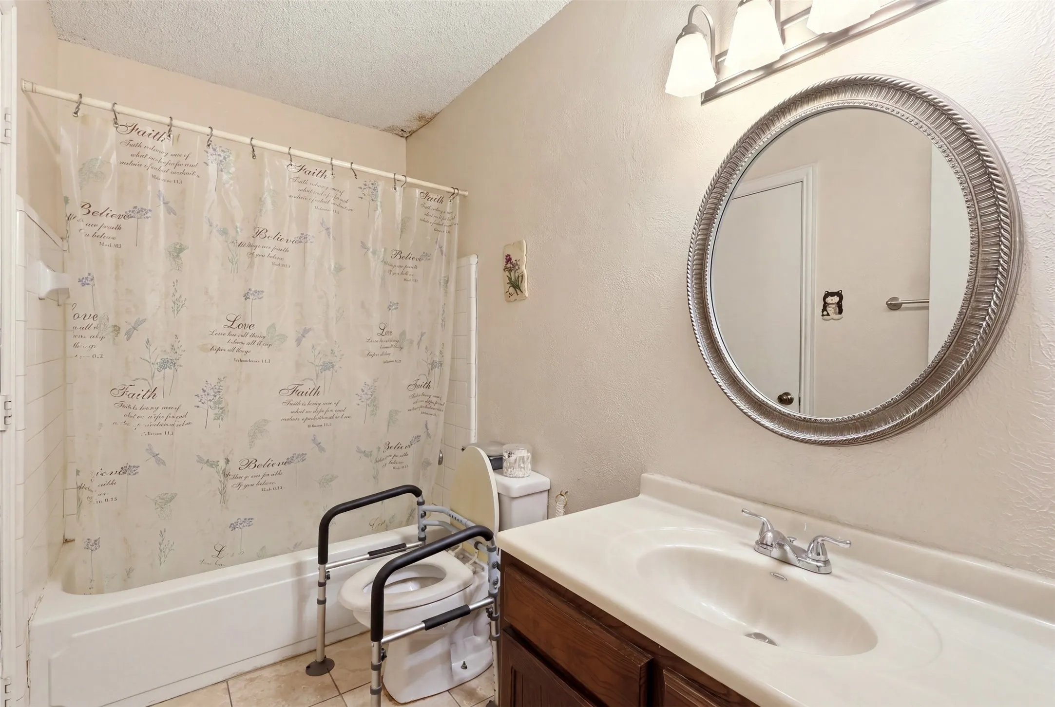 with hallway access.