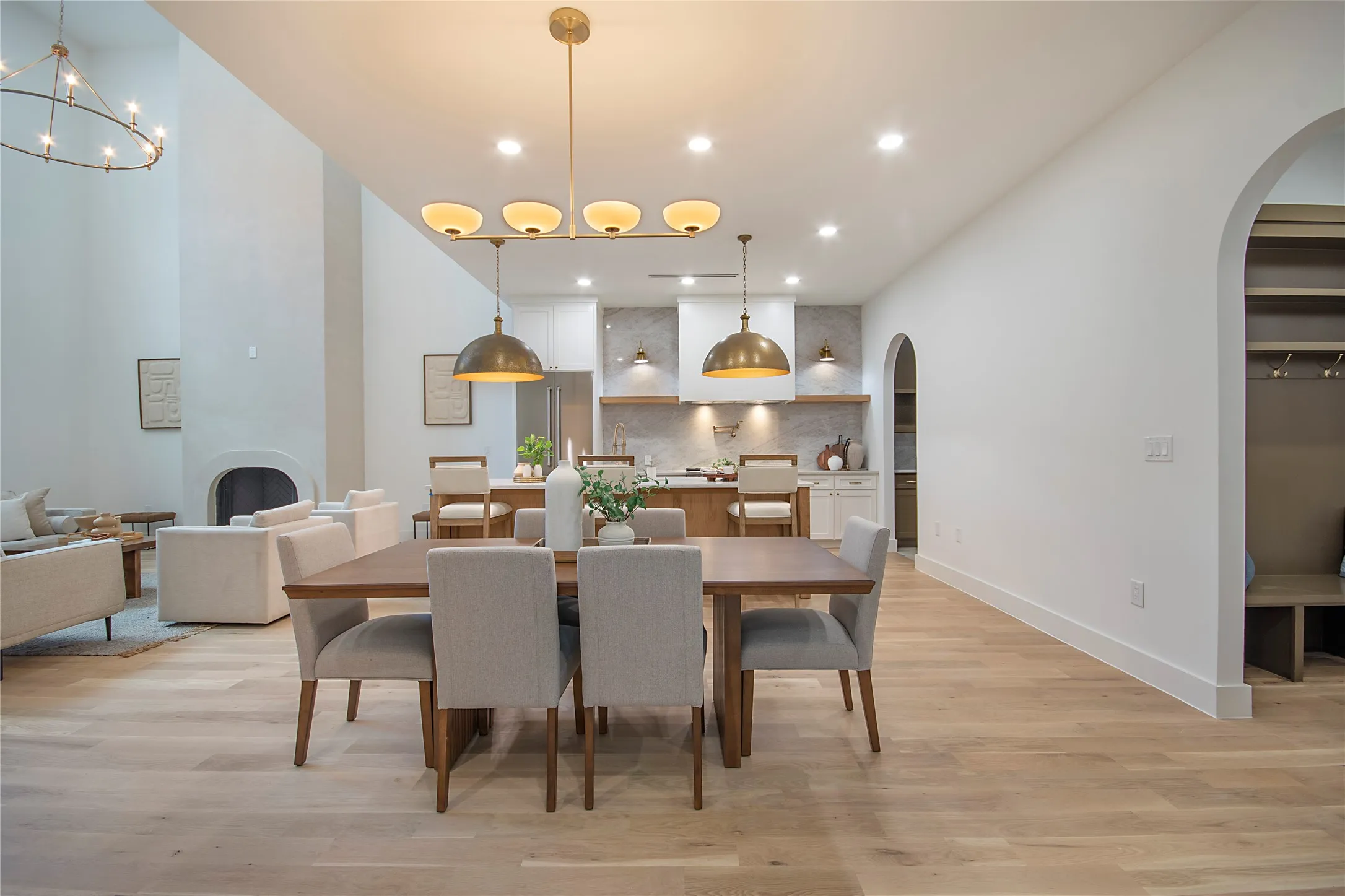 Single Family Residence For Sale in Dallas County , 6632 Lockheed Avenue, Dallas, Texas 75209, 5 Bedroom, 5 Bathroom, 2 Garage spaces, 4,497 Sqft, built in 2026, mls#21358454, Real Estate Agent in Dallas, Homes For Sale in Dallas county, Homes For Sale in Dallas, Realtor in Dallas Texas, Real Estate Brokerage Independent Realty Texas, Luminita Cordes Realtor